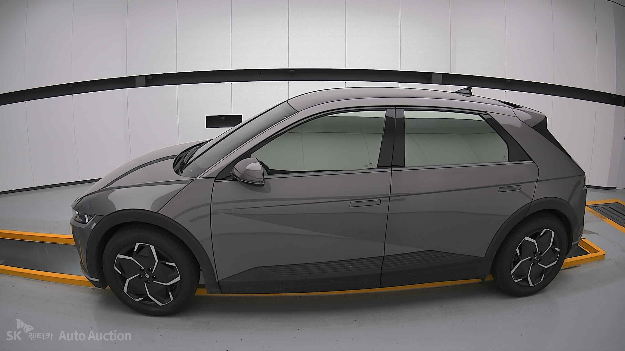 2022 - hyundai ioniq