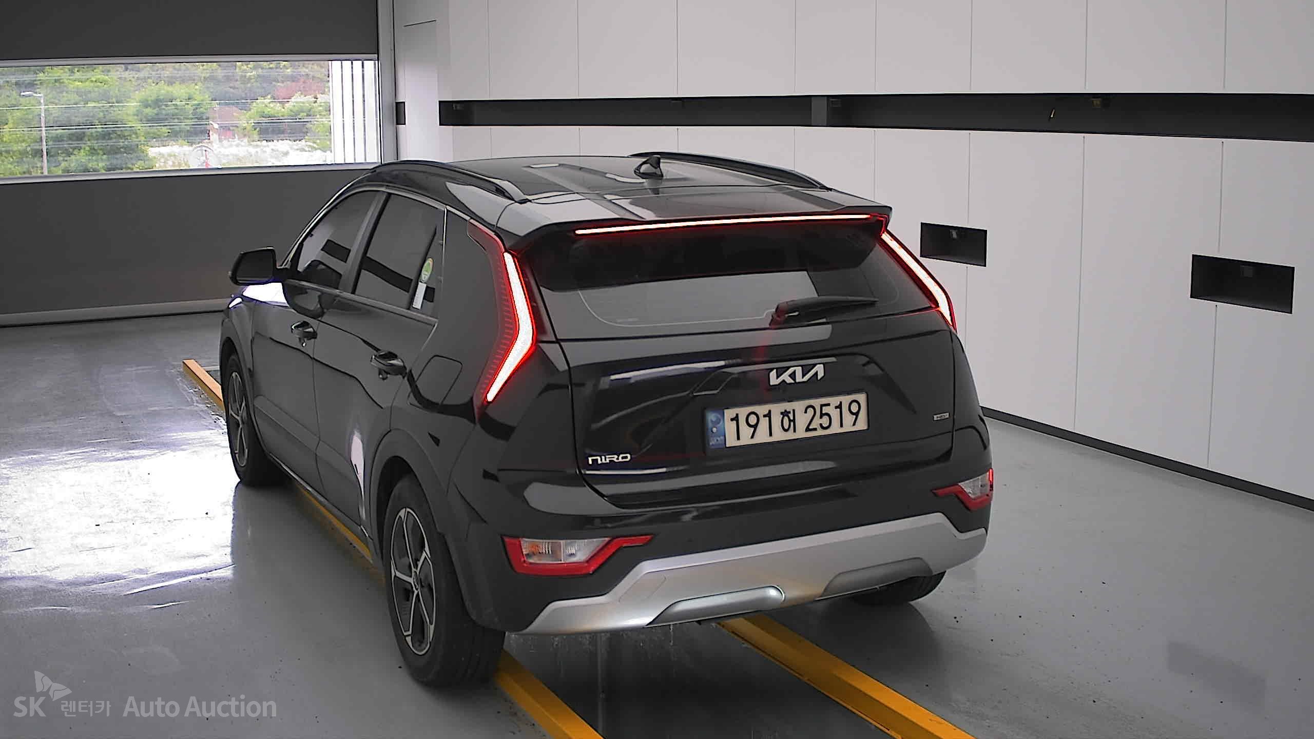 2022 - kia all-new niro