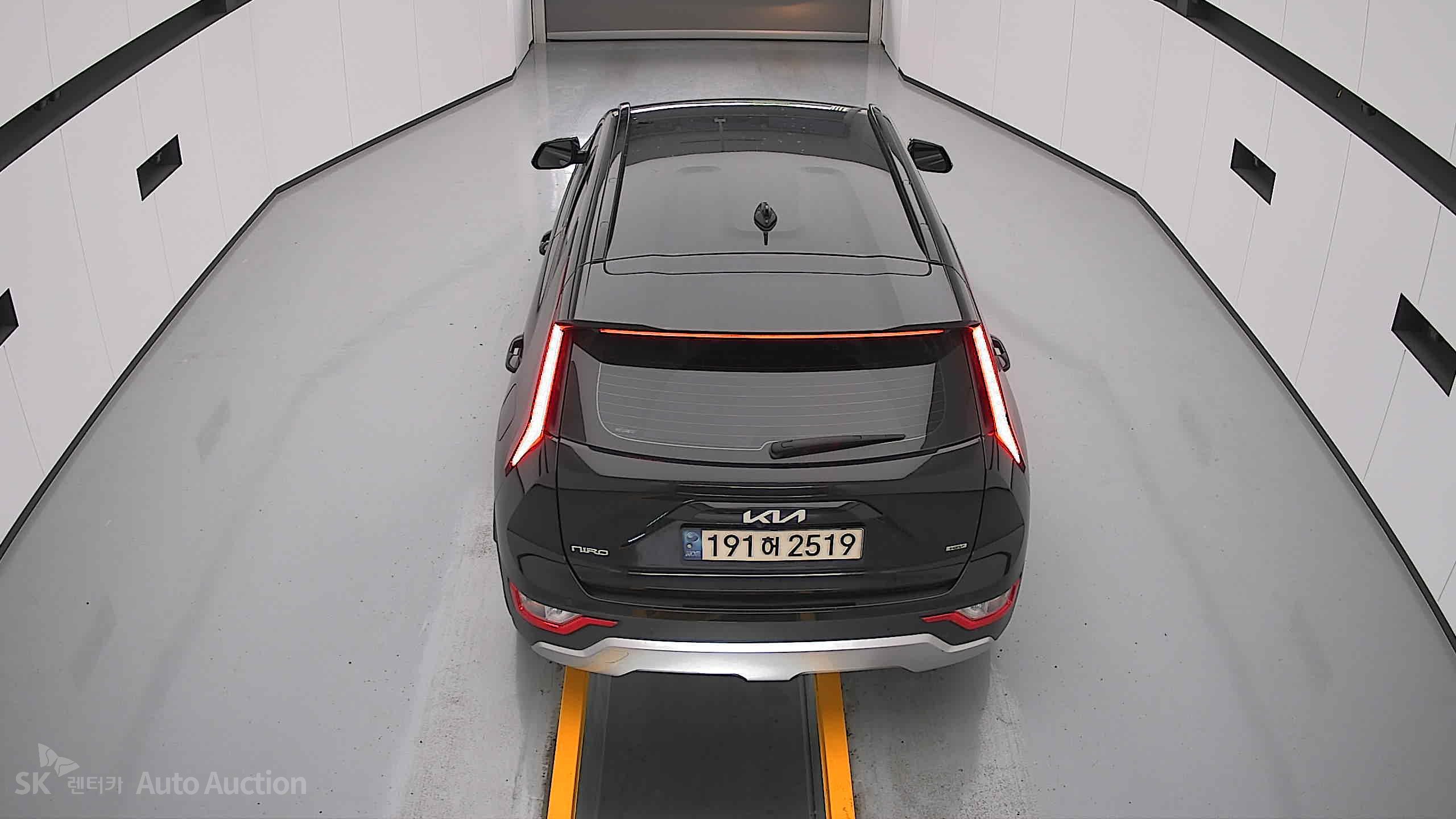 2022 - kia all-new niro