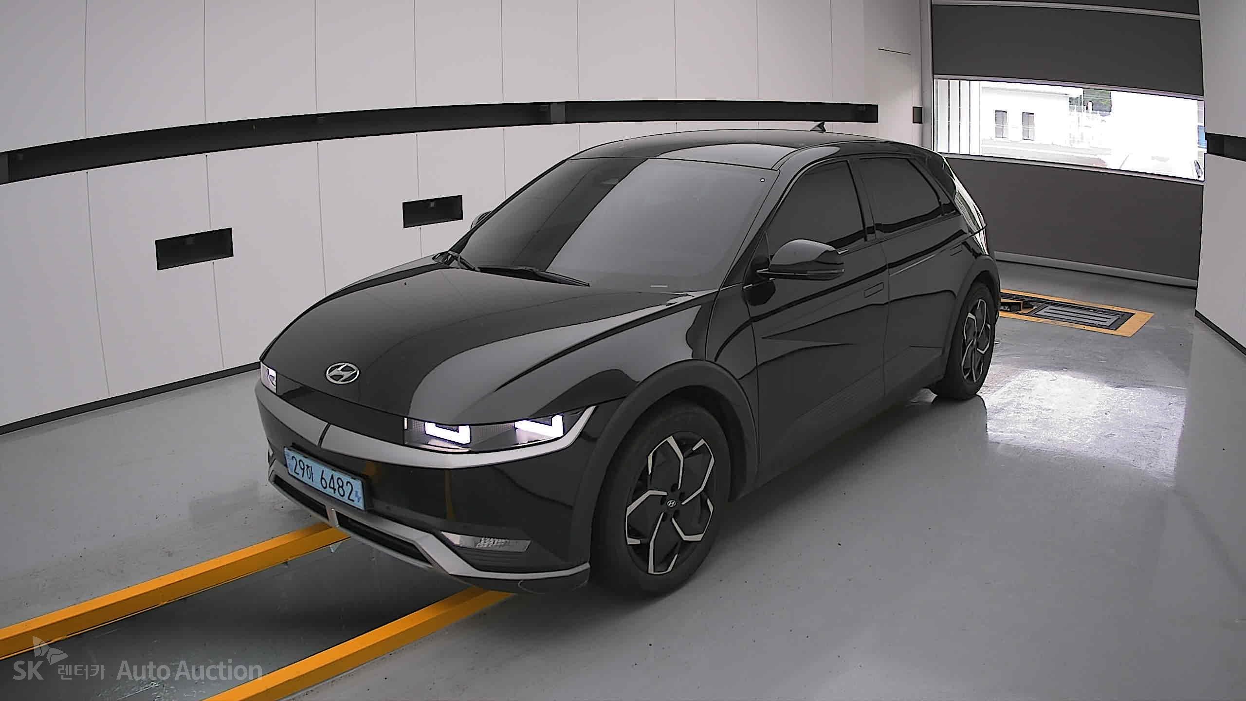 2022 - hyundai ioniq