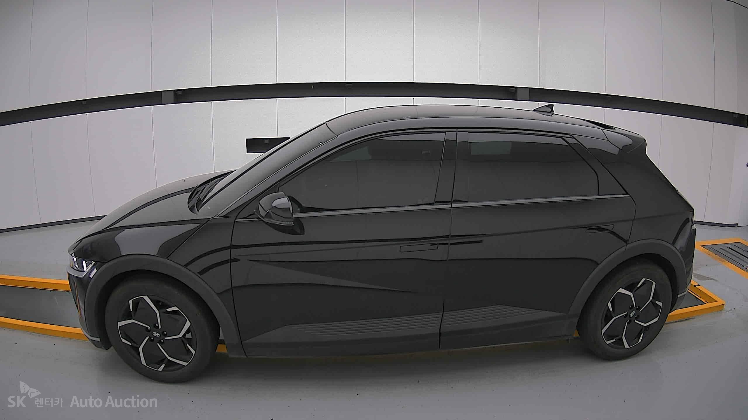 2022 - hyundai ioniq