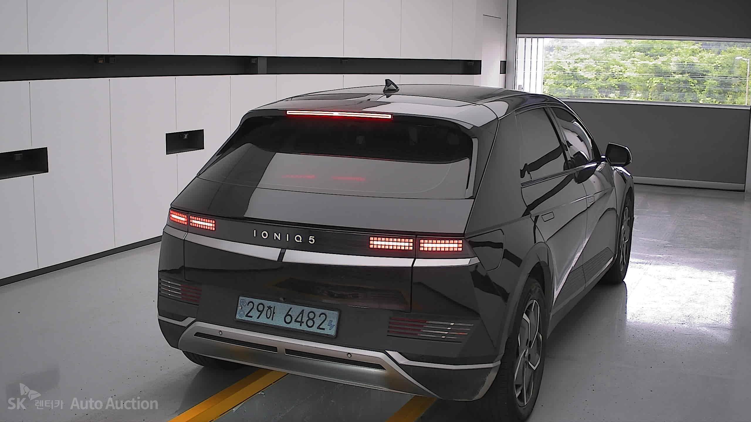2022 - hyundai ioniq