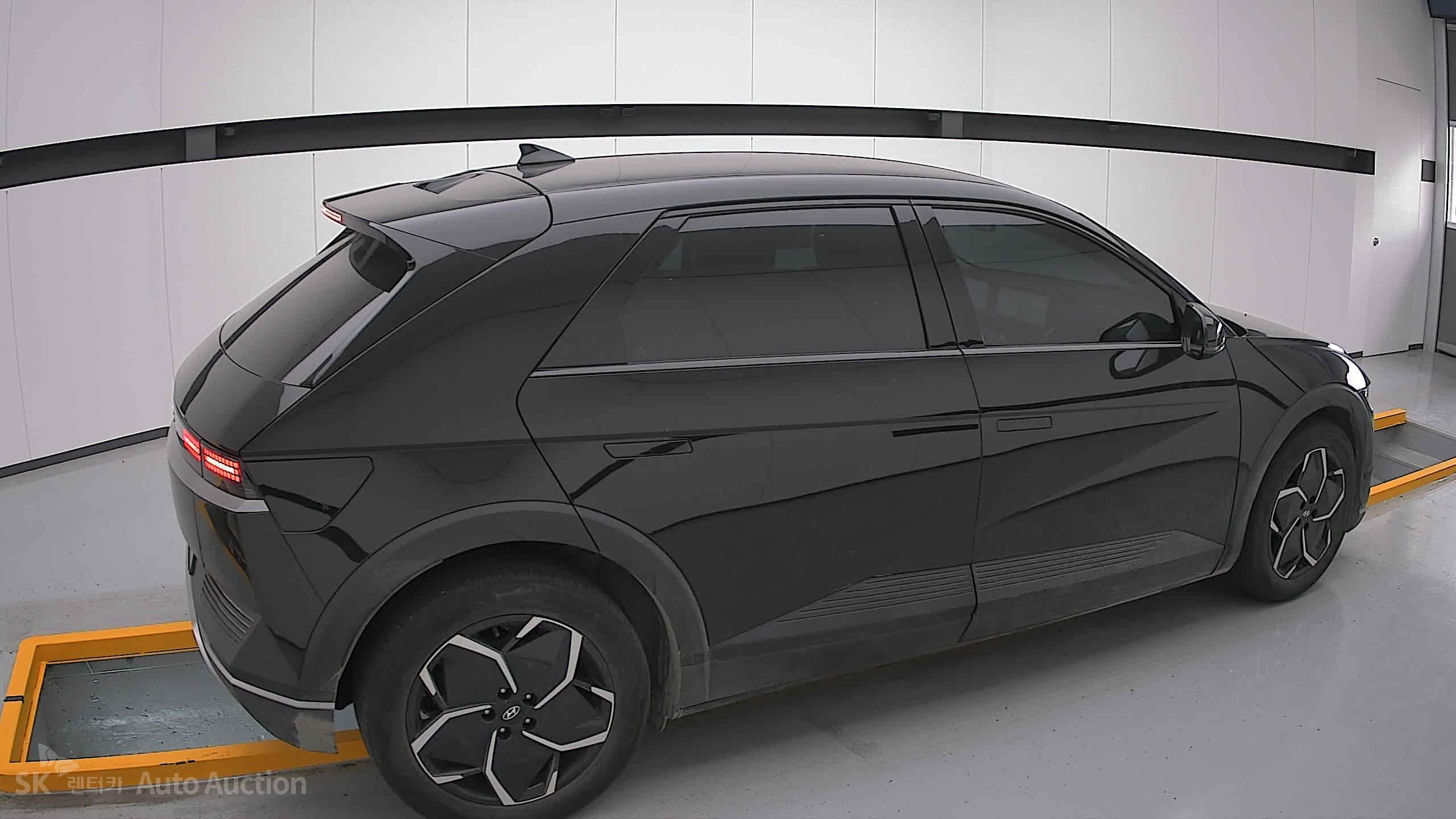 2022 - hyundai ioniq