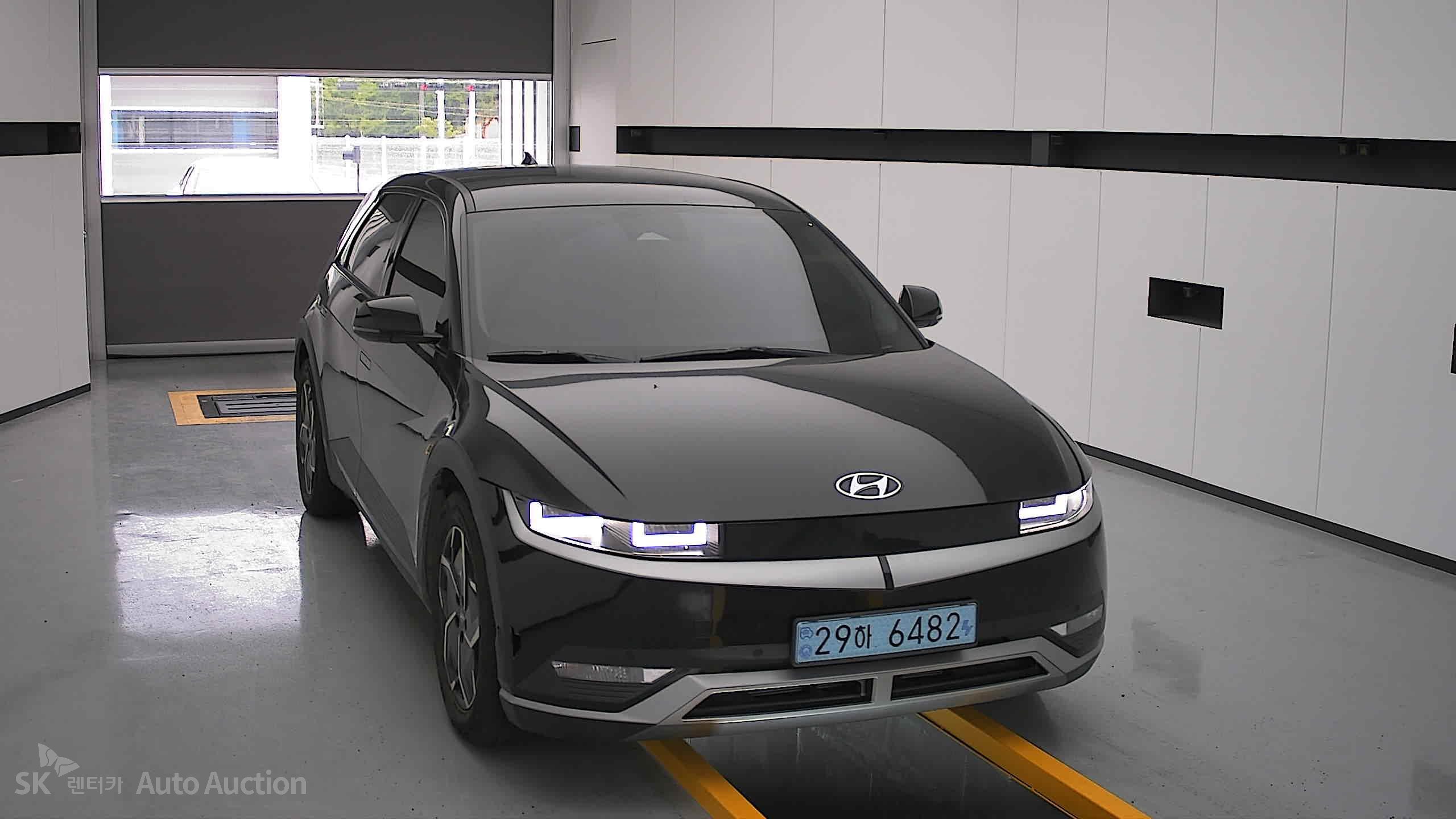 2022 - hyundai ioniq