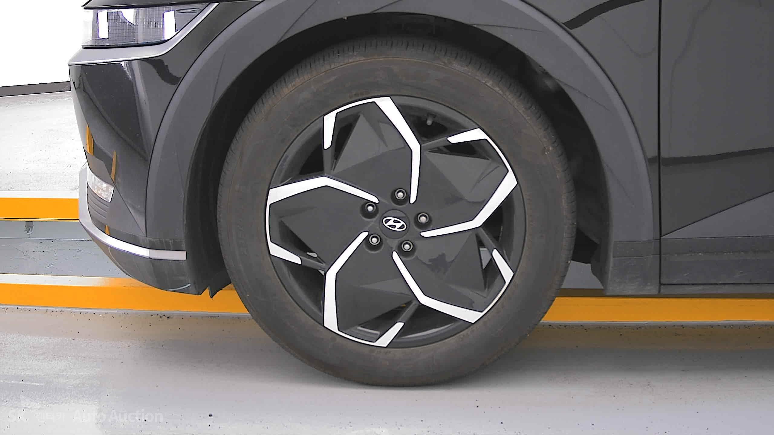 2022 - hyundai ioniq
