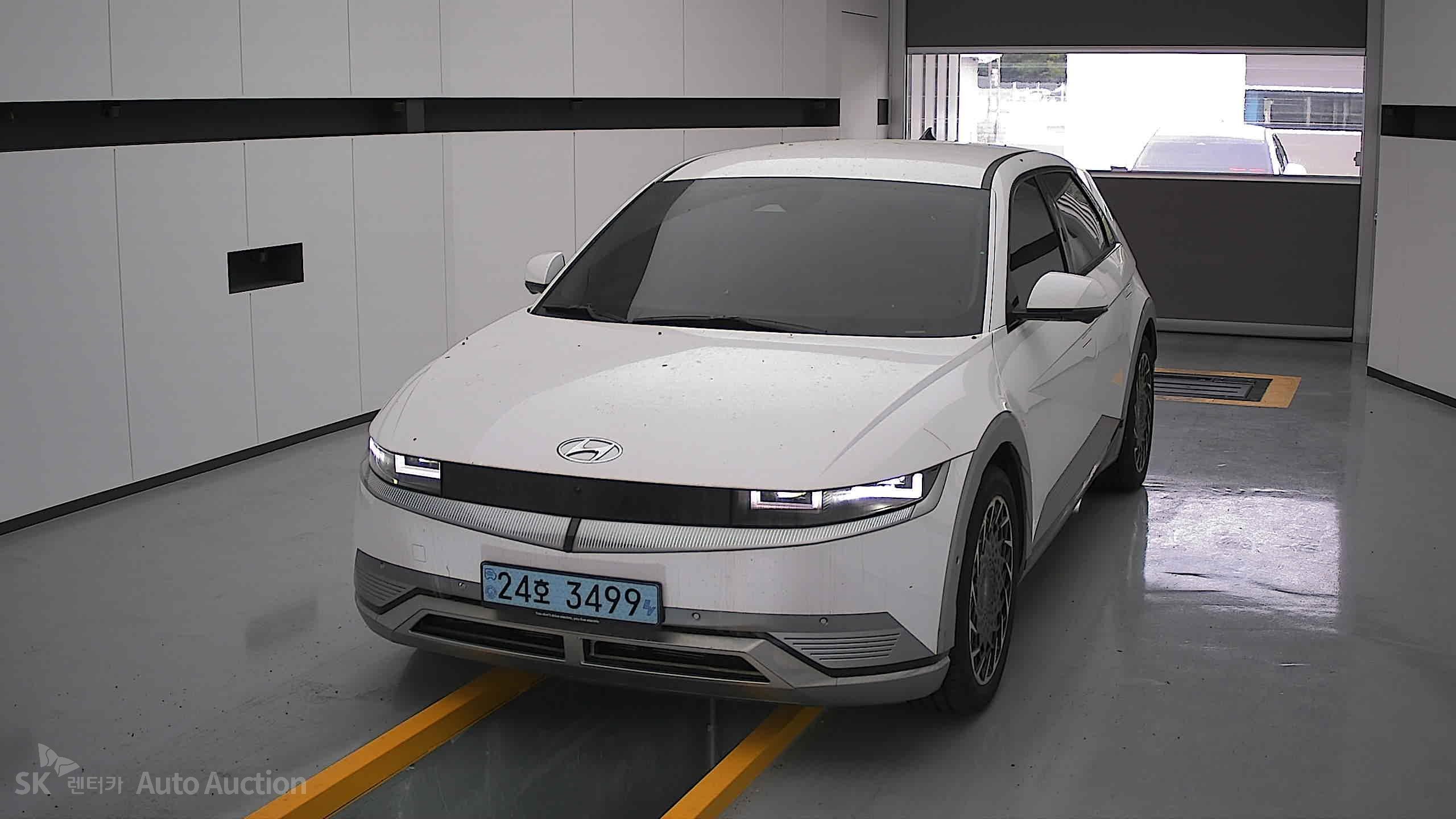 2022 - hyundai ioniq