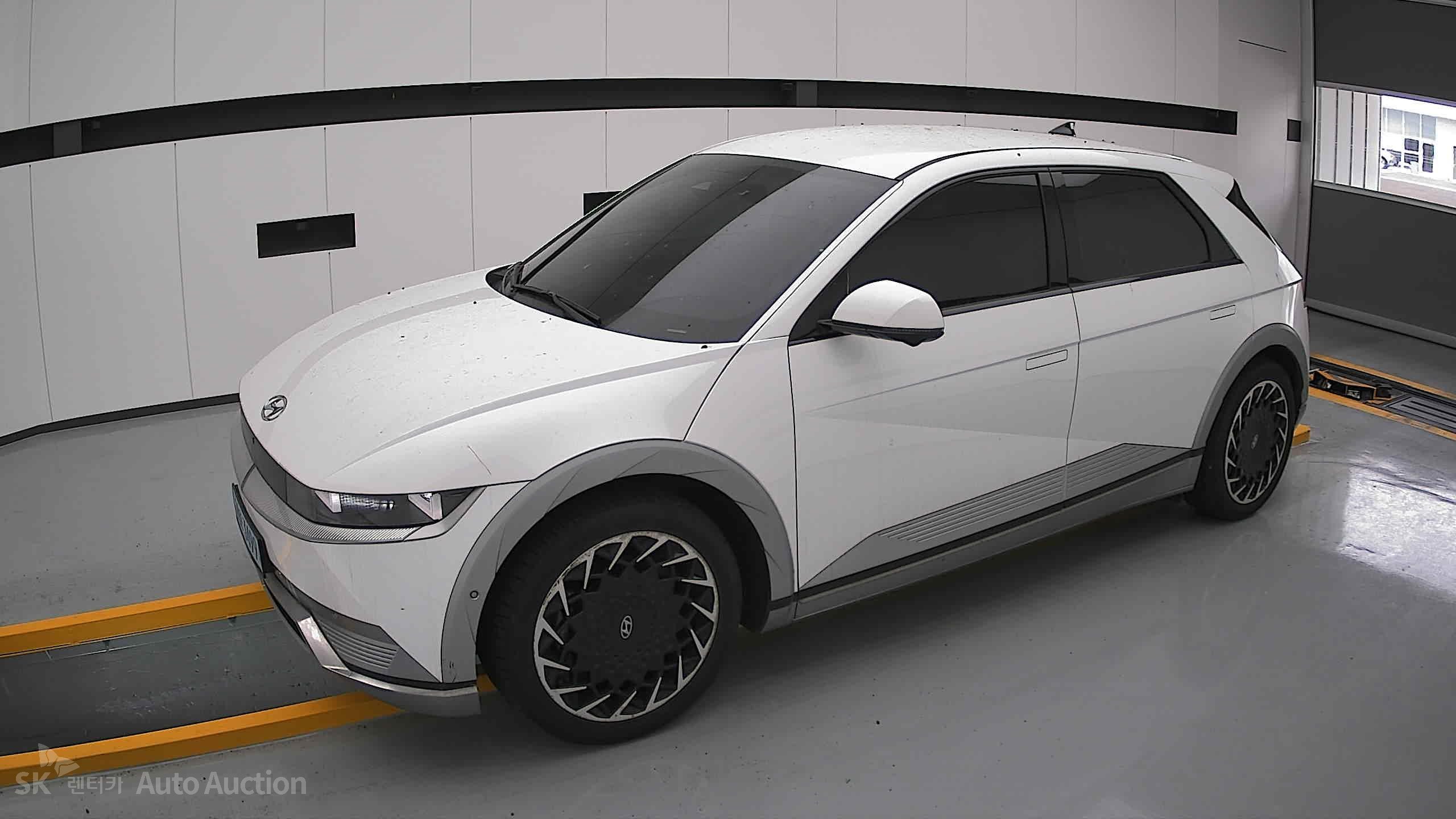 2022 - hyundai ioniq