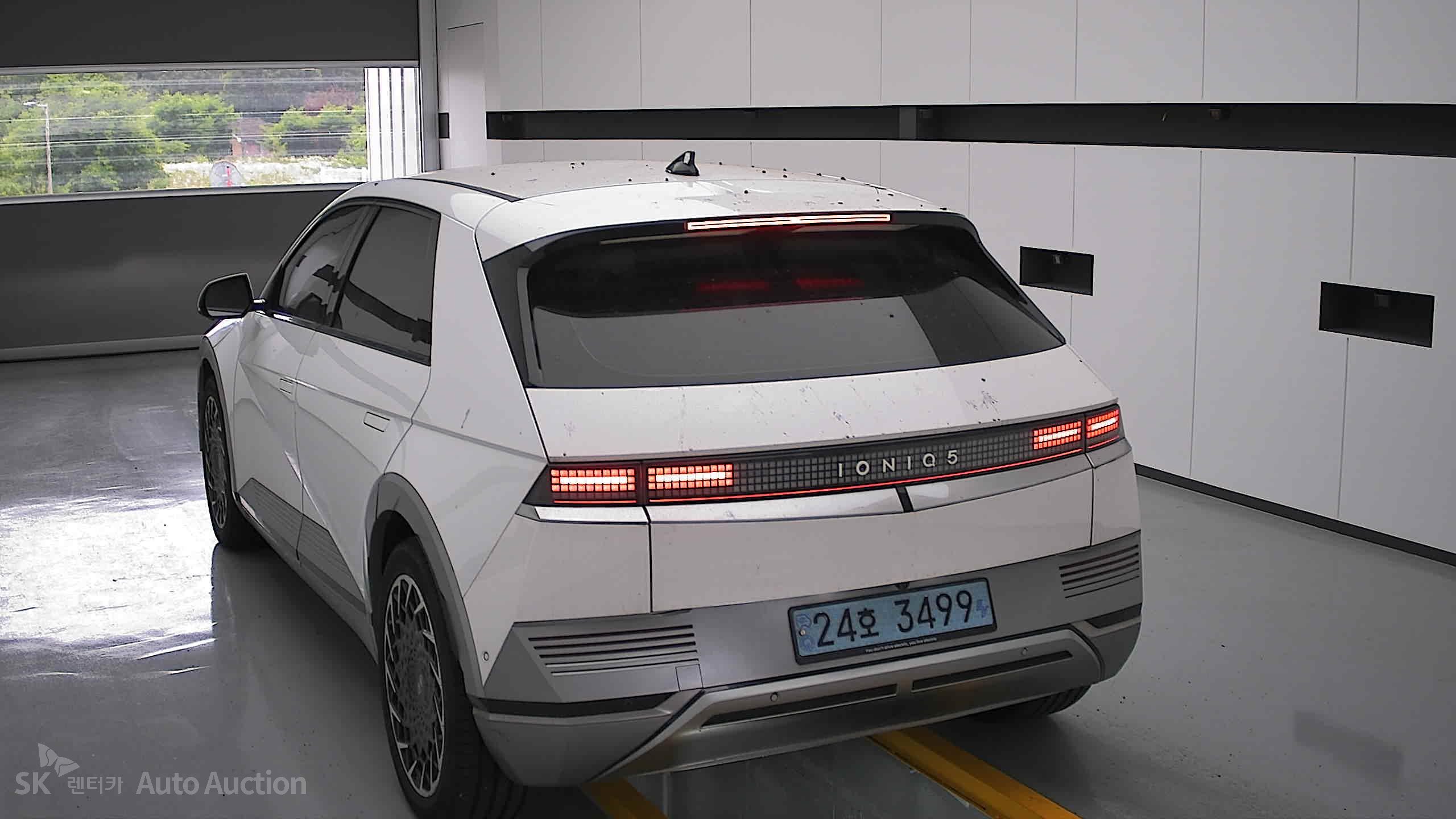 2022 - hyundai ioniq