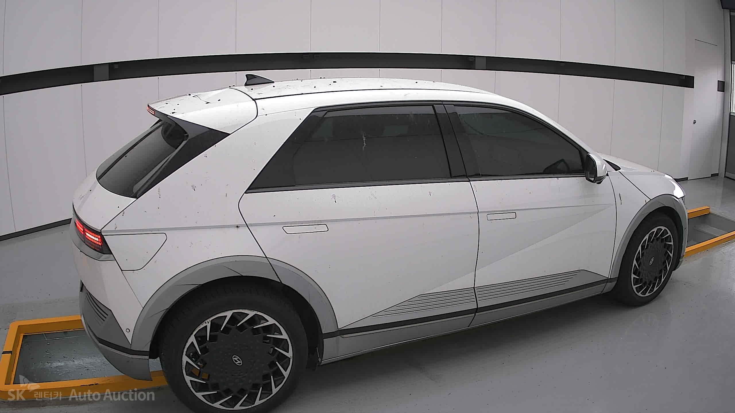 2022 - hyundai ioniq