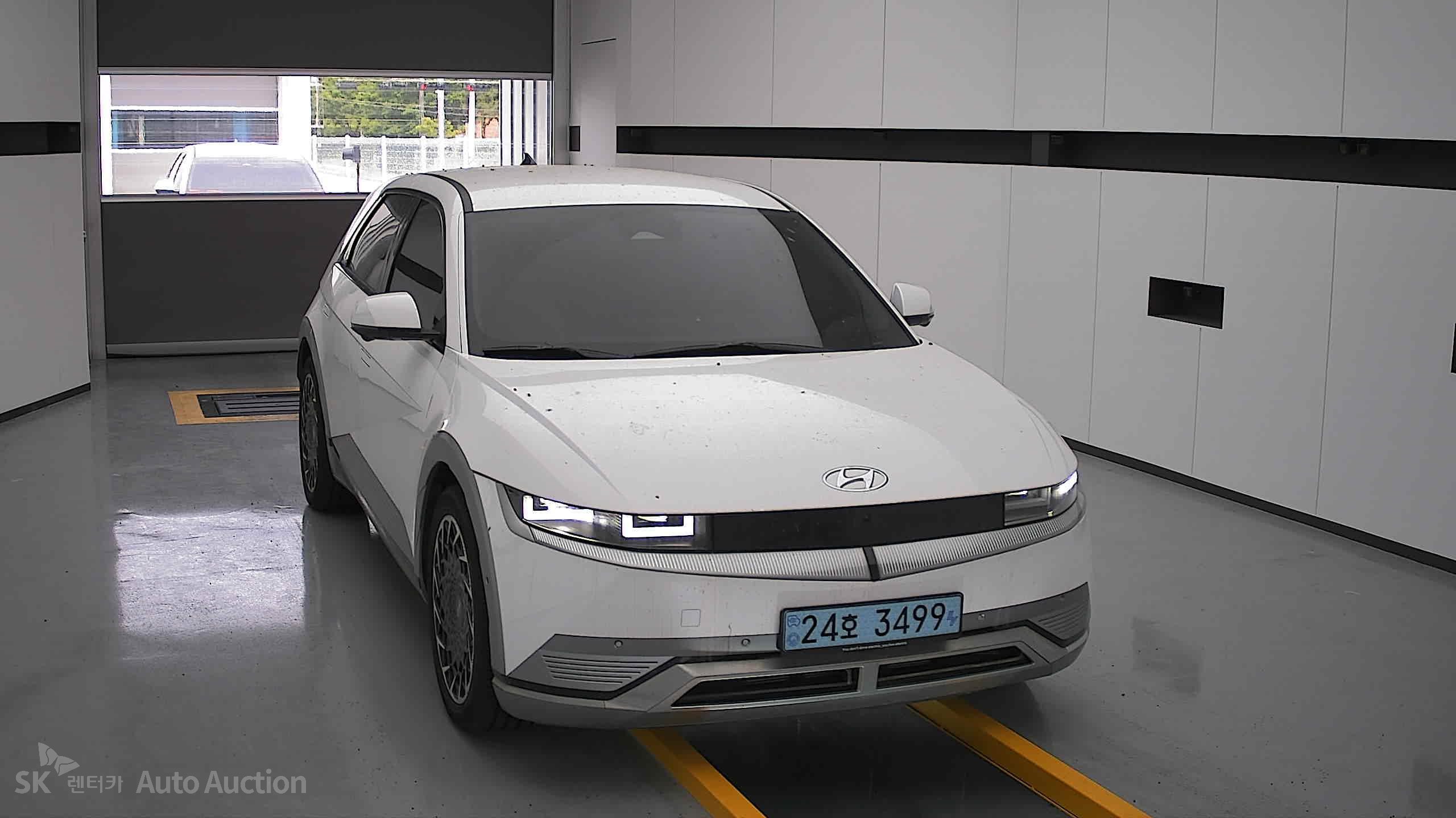 2022 - hyundai ioniq