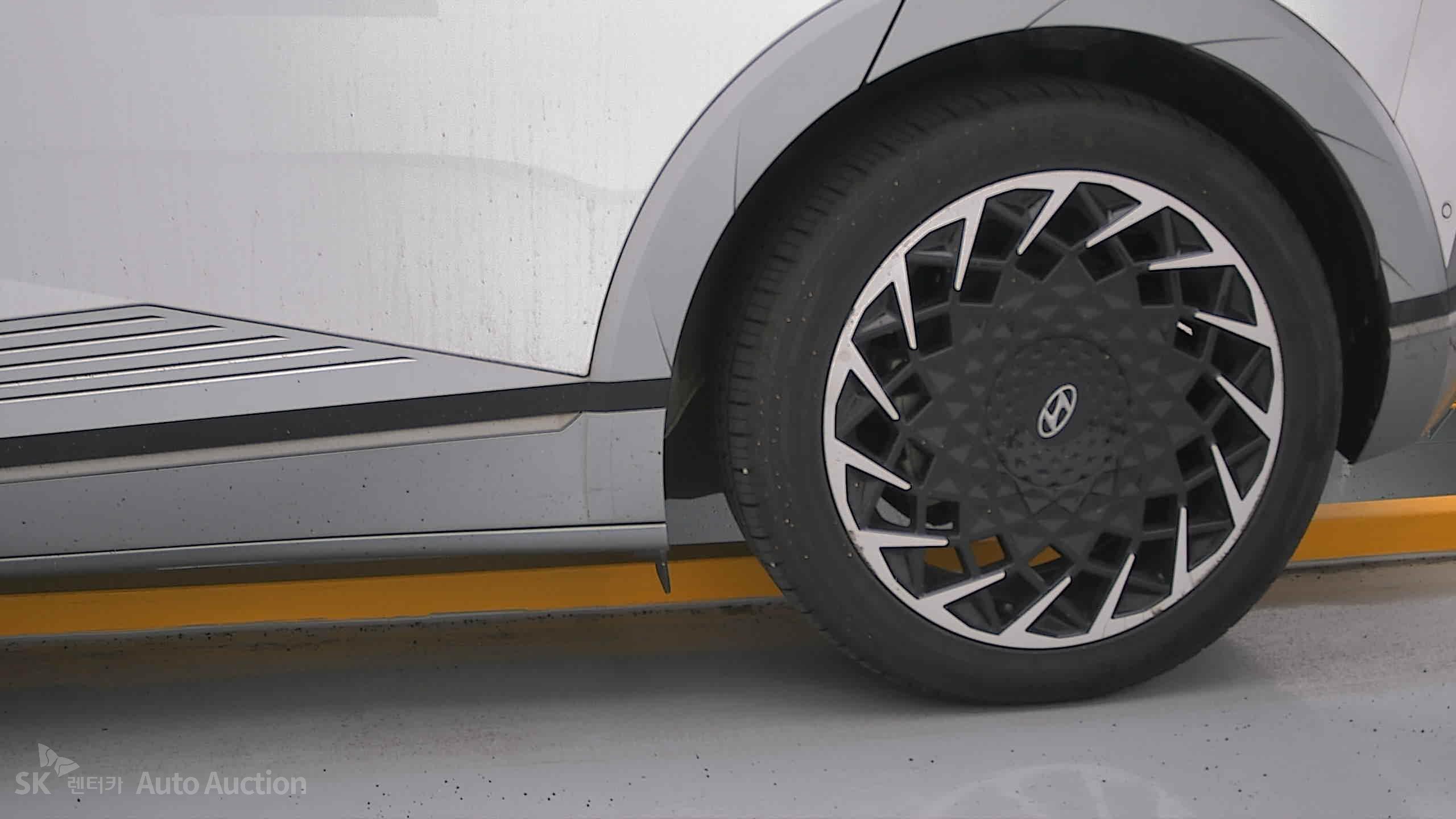 2022 - hyundai ioniq