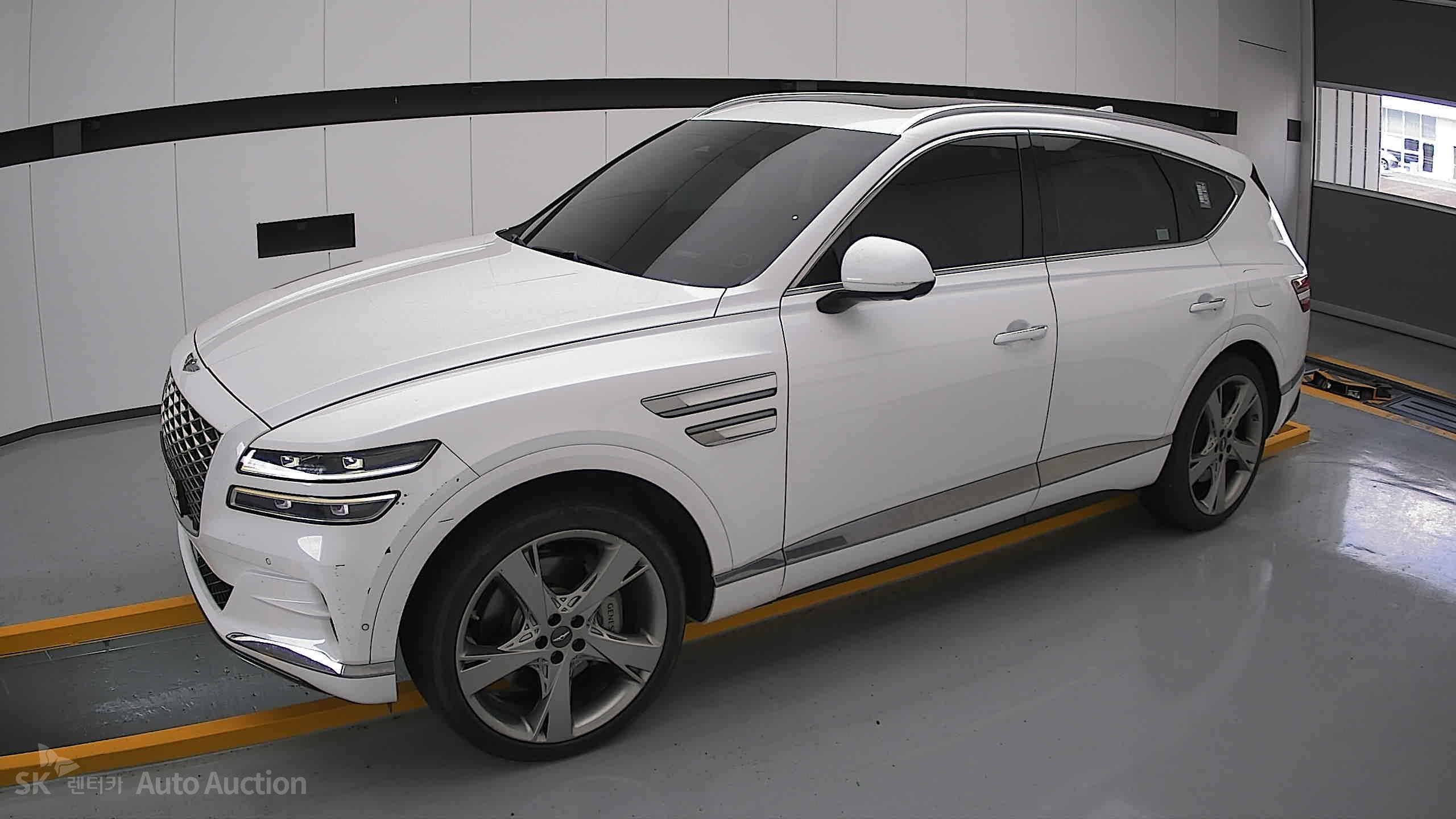 2022 - genesis gv80