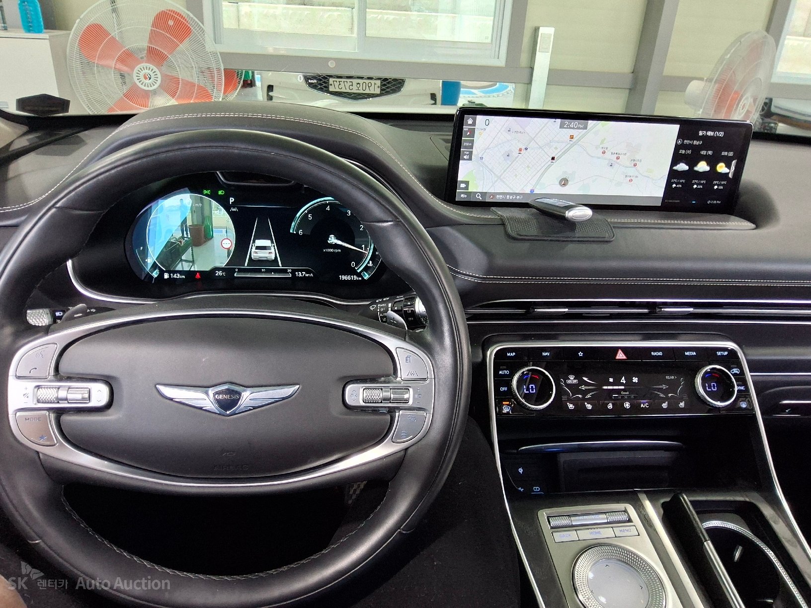 2022 - genesis gv80