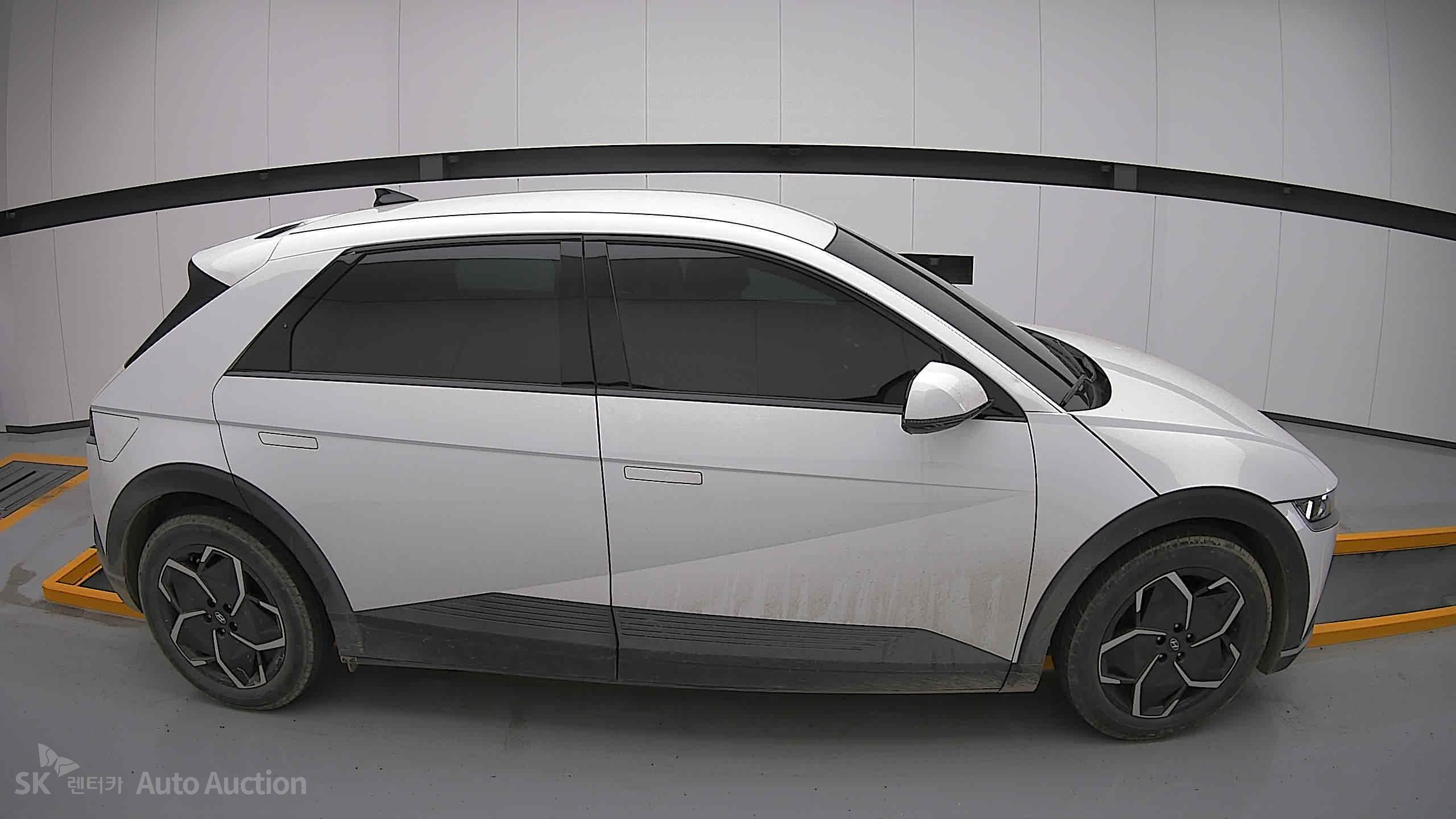 2022 - hyundai ioniq