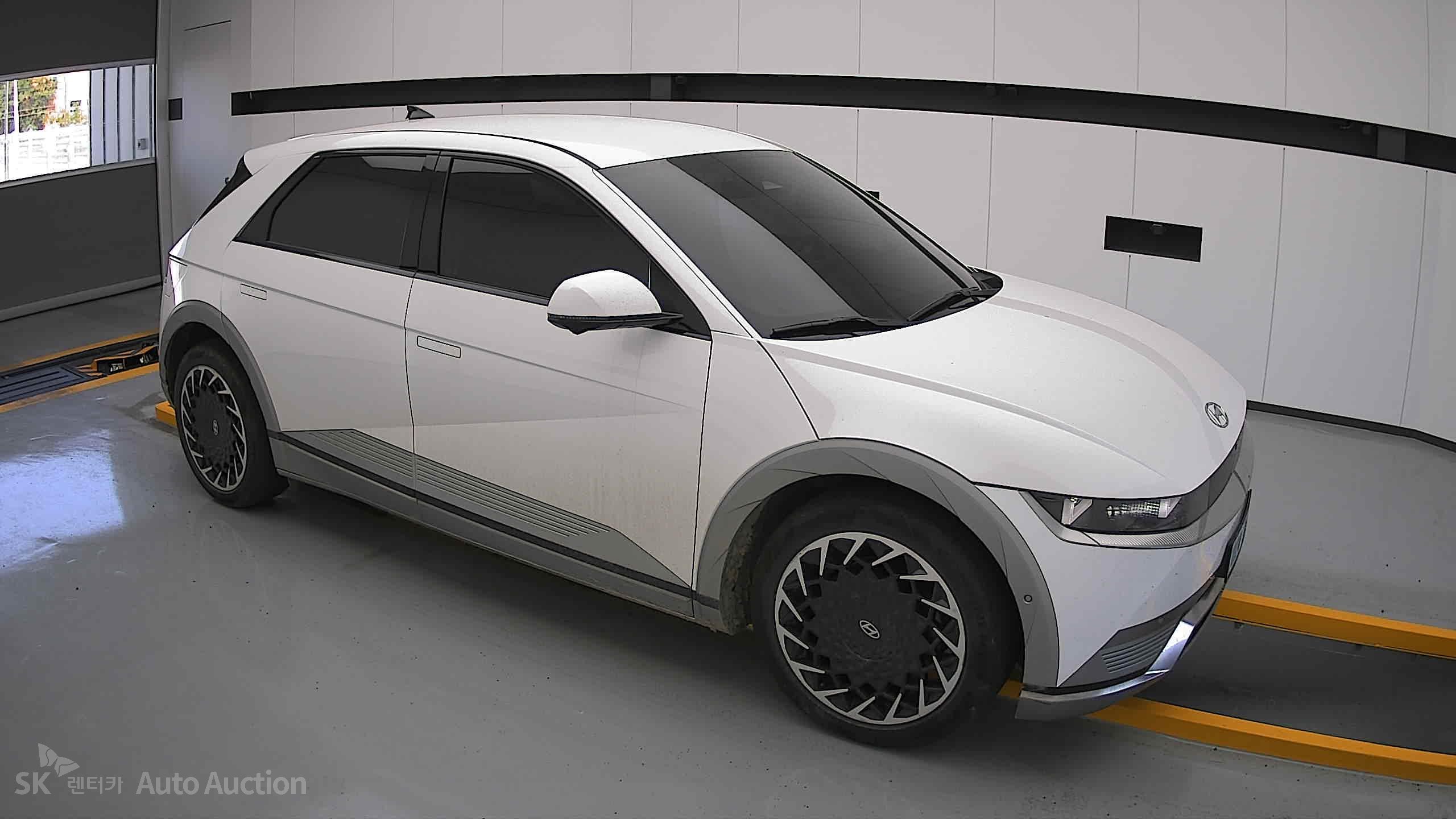2022 - hyundai ioniq