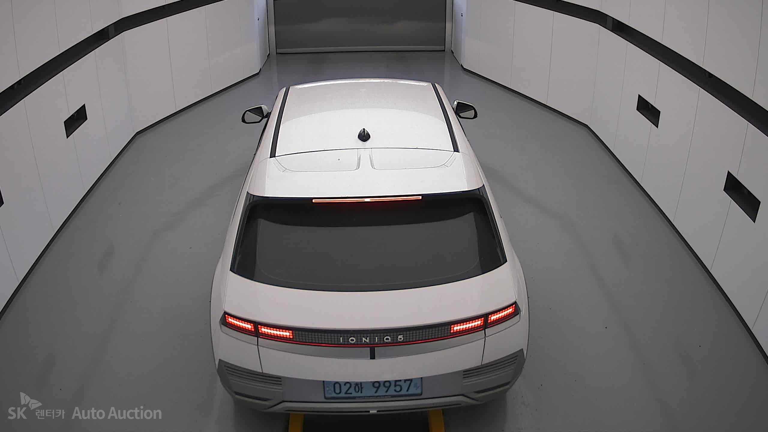 2022 - hyundai ioniq