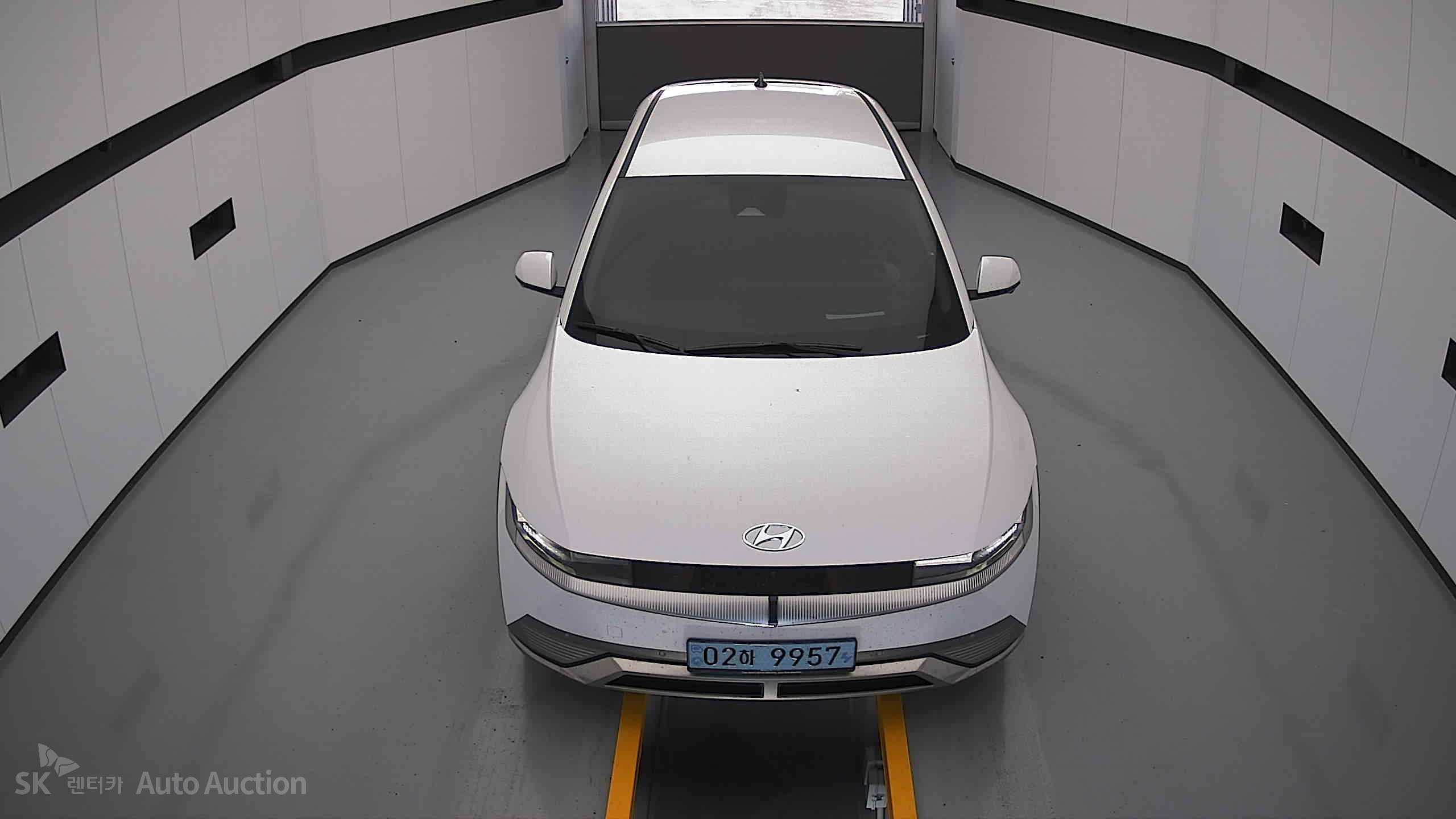 2022 - hyundai ioniq
