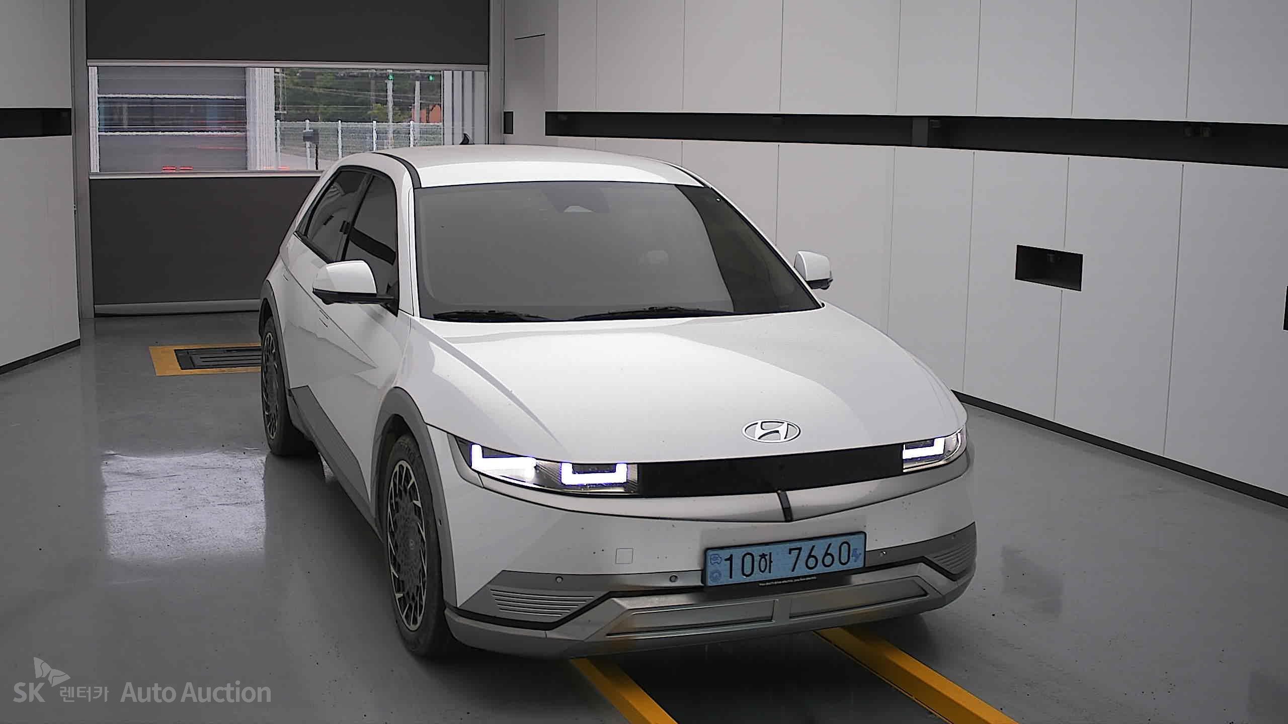2023 - hyundai ioniq