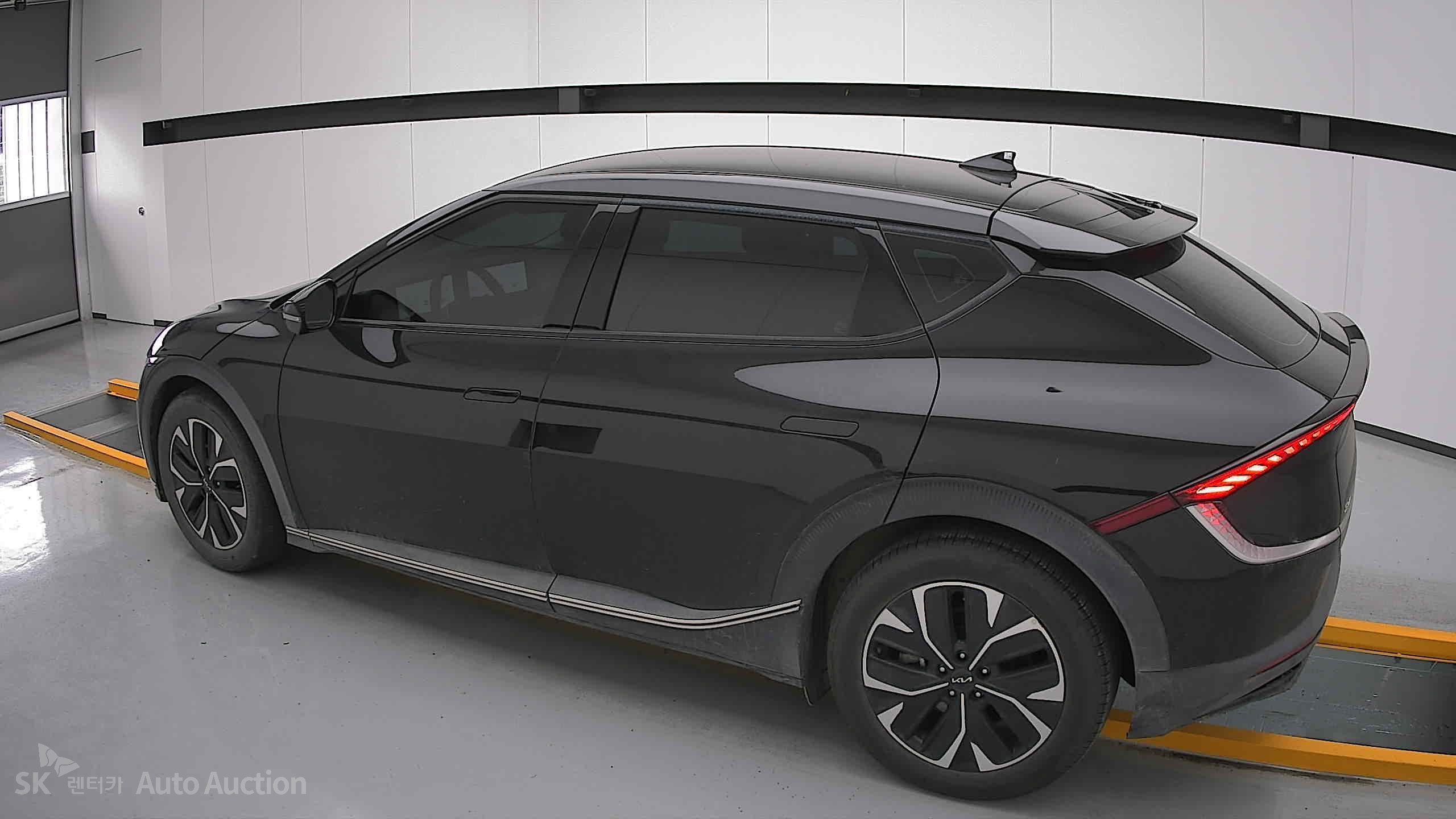 2023 - kia ev6