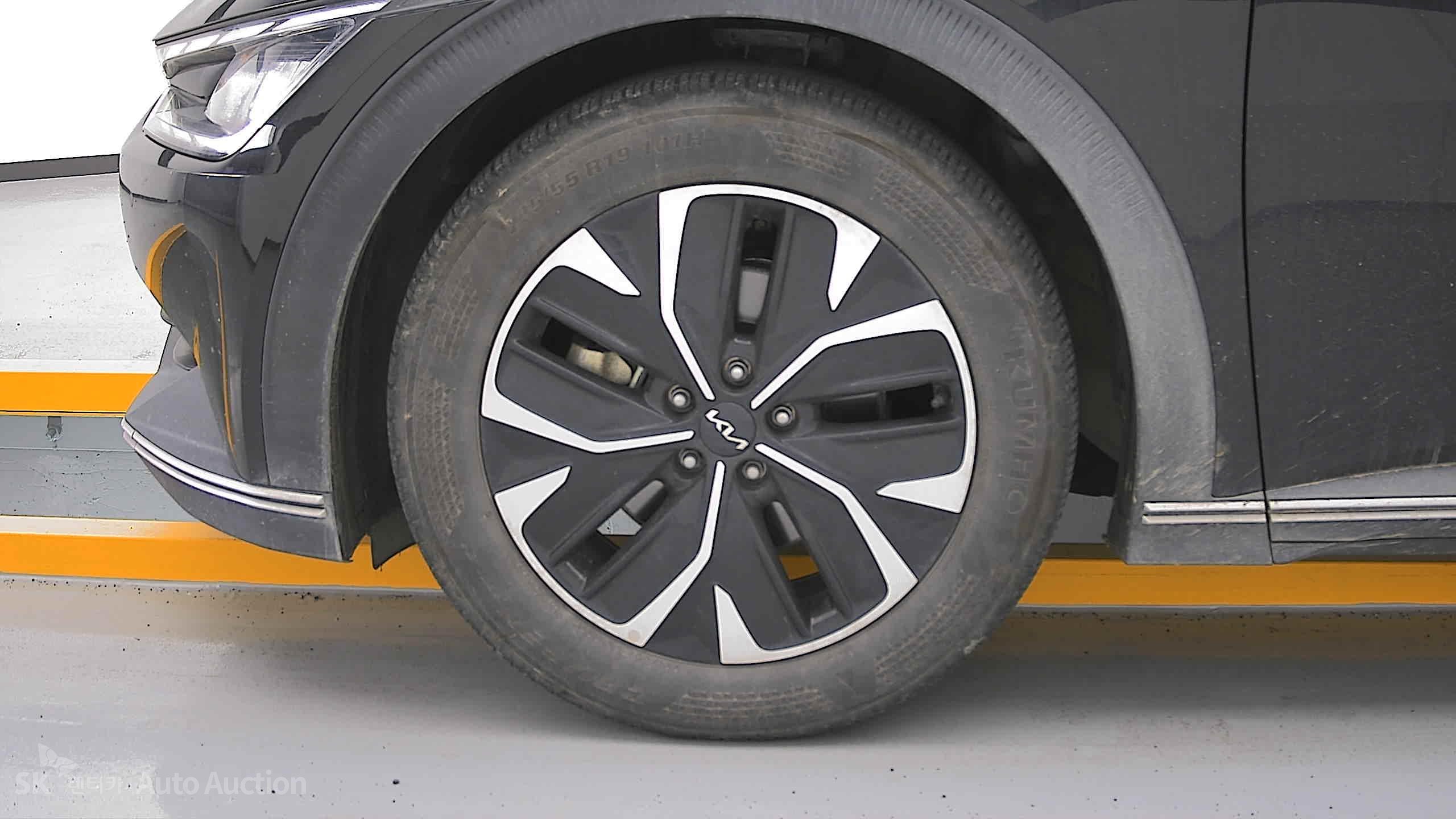 2023 - kia ev6
