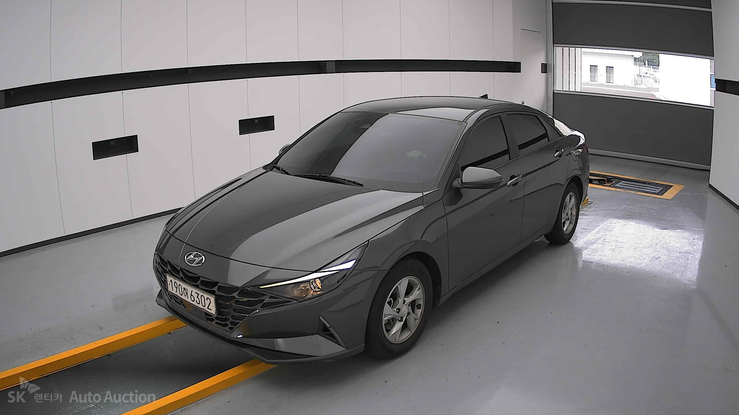 2022 - hyundai avante