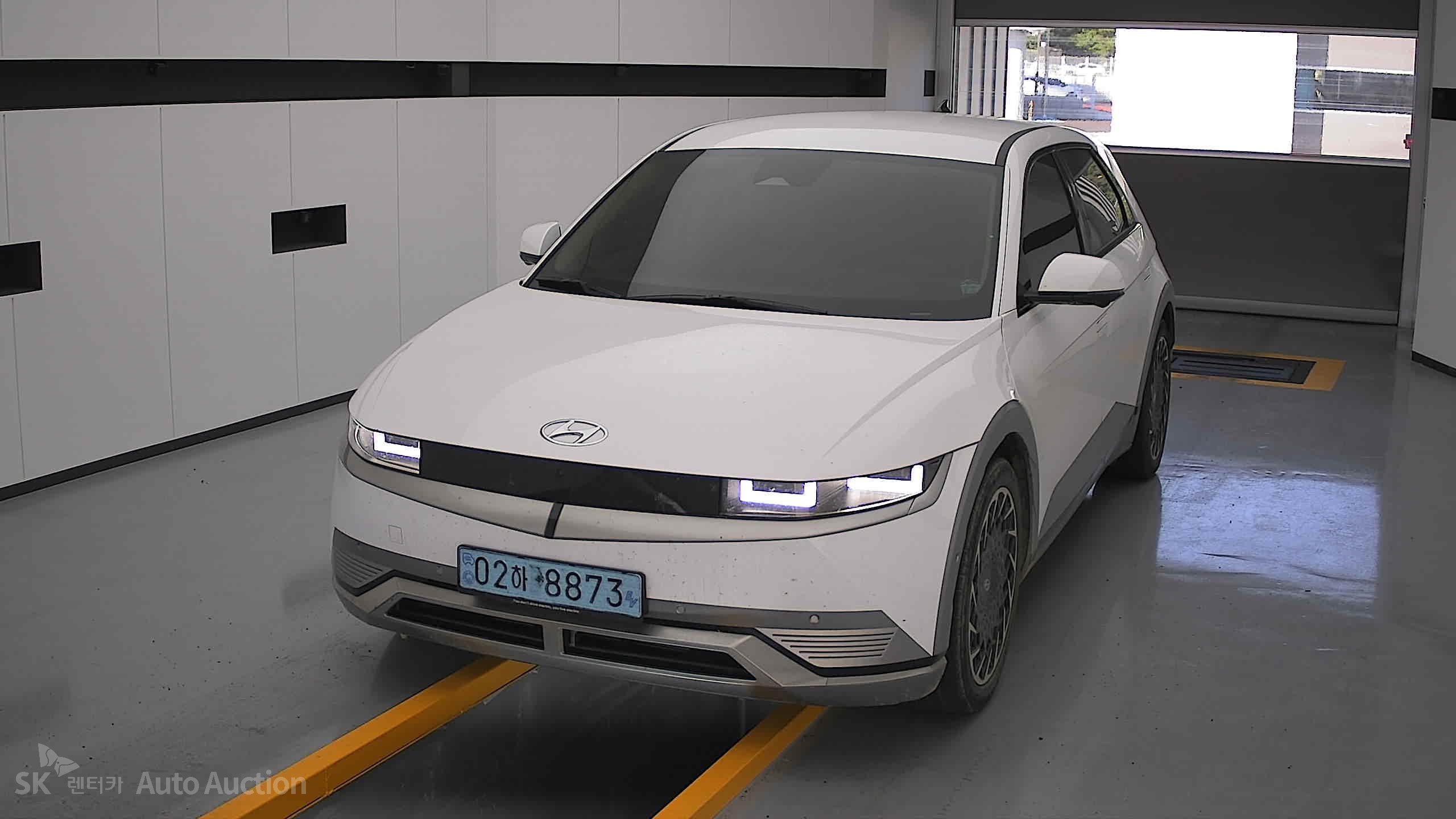 2022 - hyundai ioniq