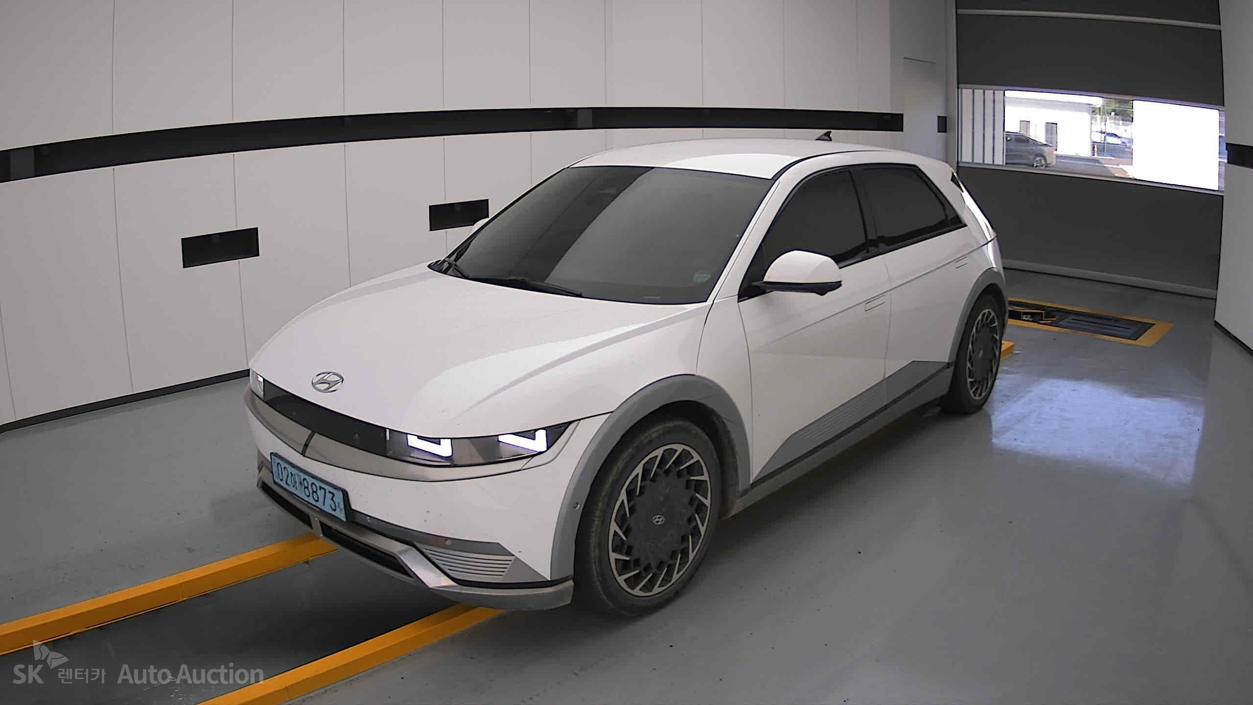 2022 - hyundai ioniq