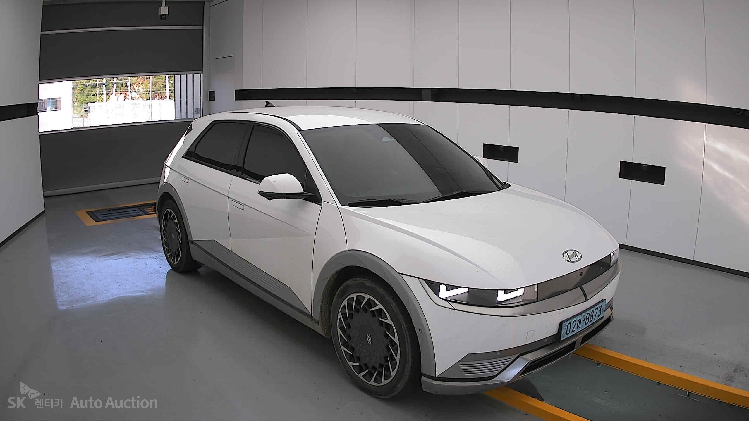 2022 - hyundai ioniq