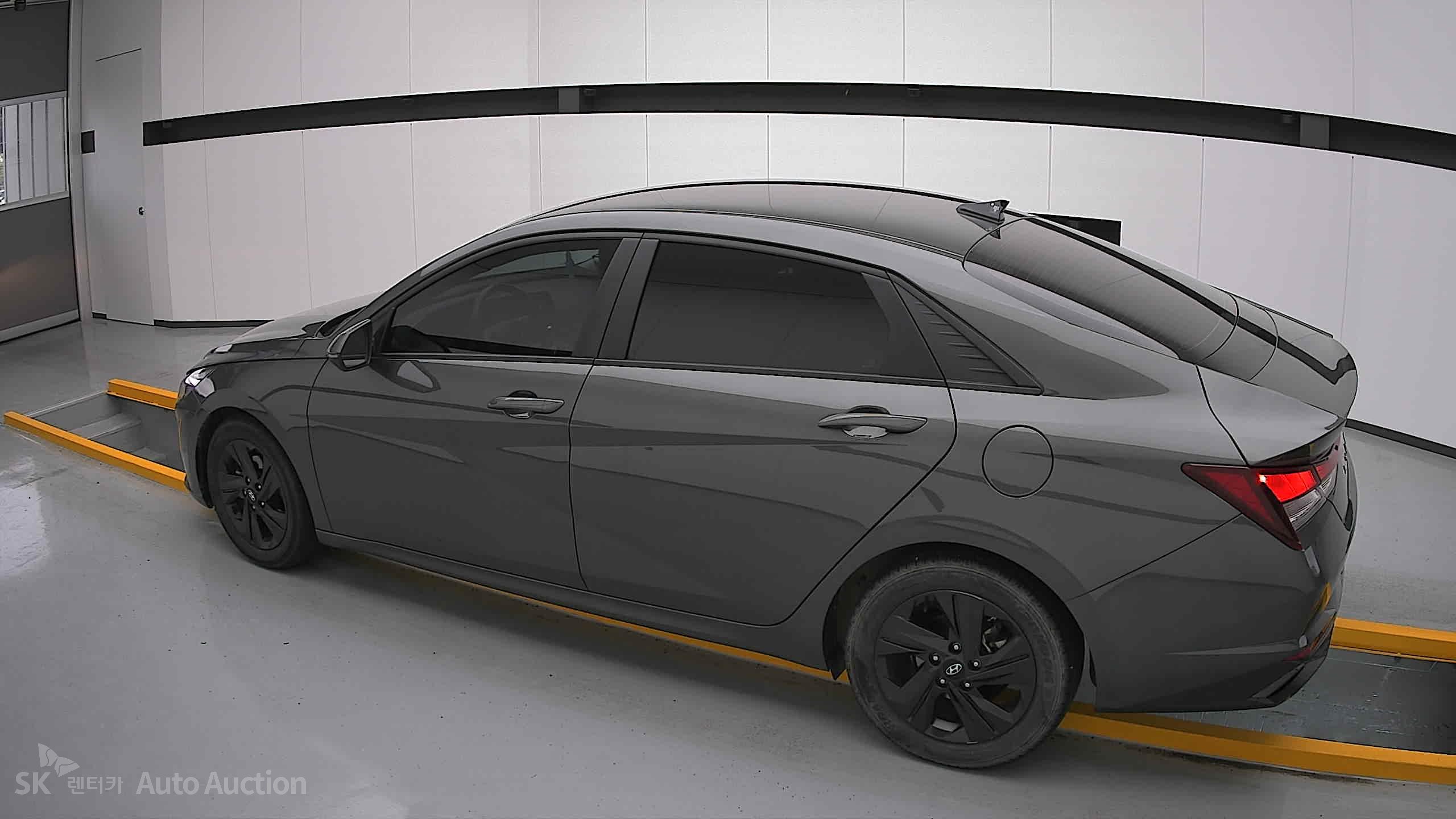 2023 - hyundai avante