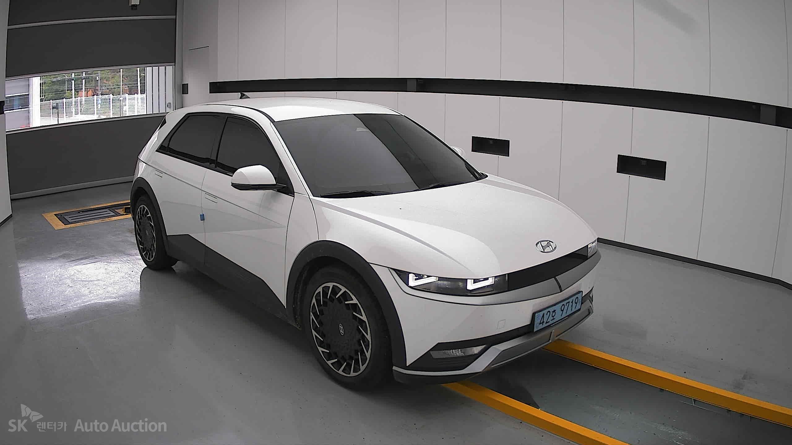 2023 - hyundai ioniq