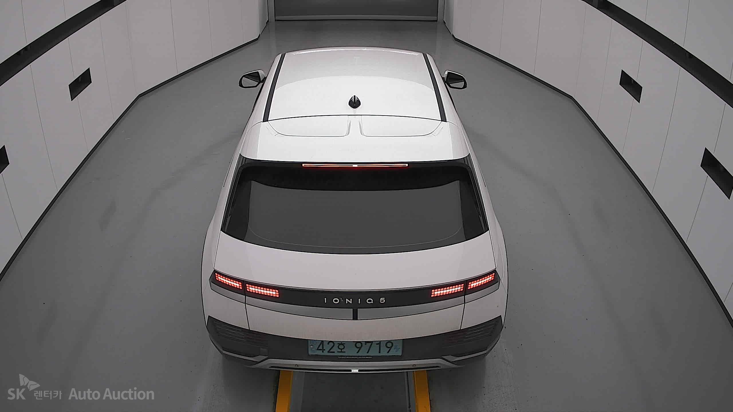2023 - hyundai ioniq