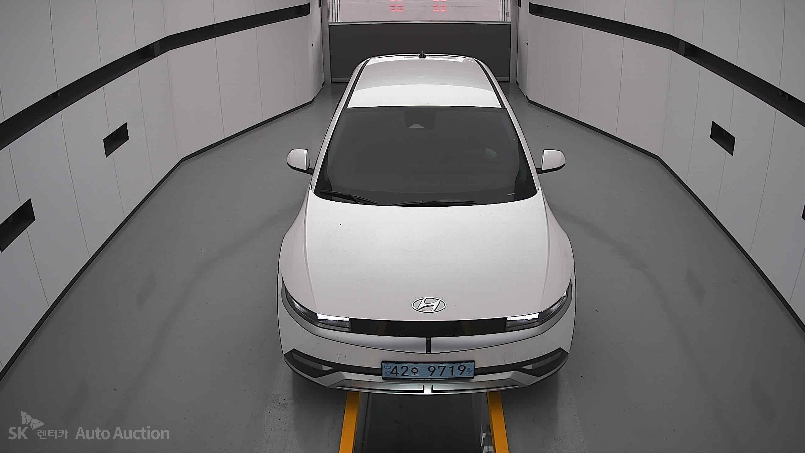 2023 - hyundai ioniq