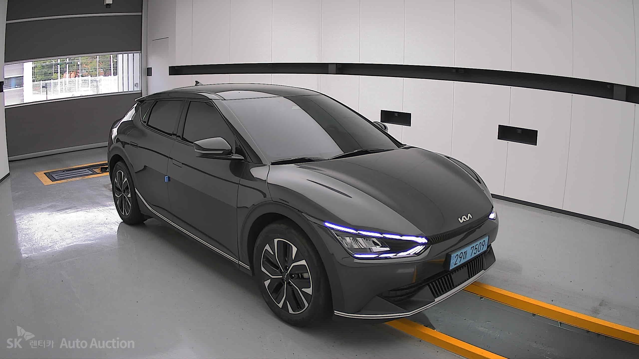 2022 - kia ev6