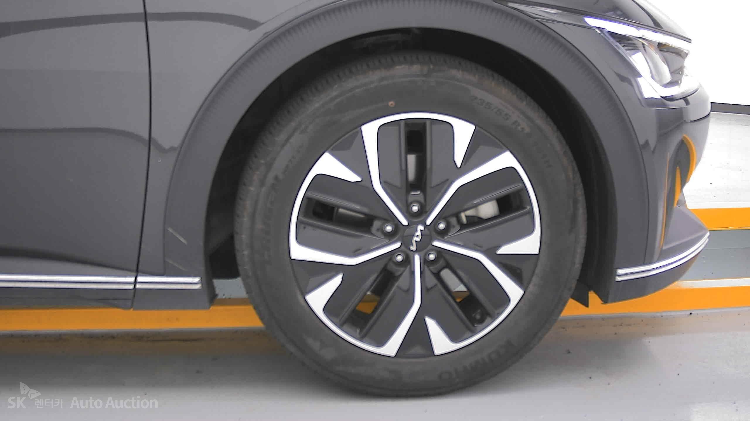 2022 - kia ev6