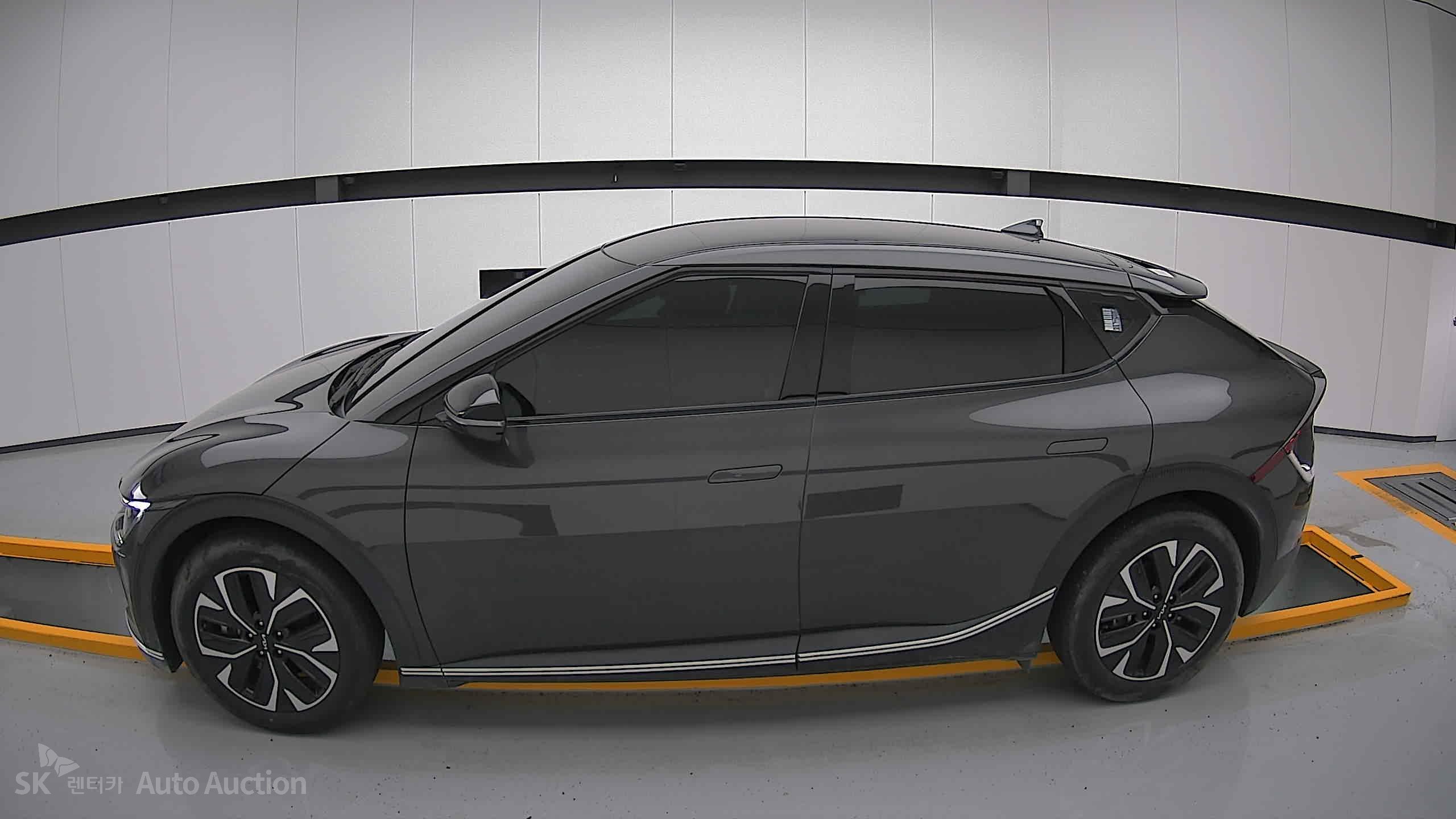 2022 - kia ev6