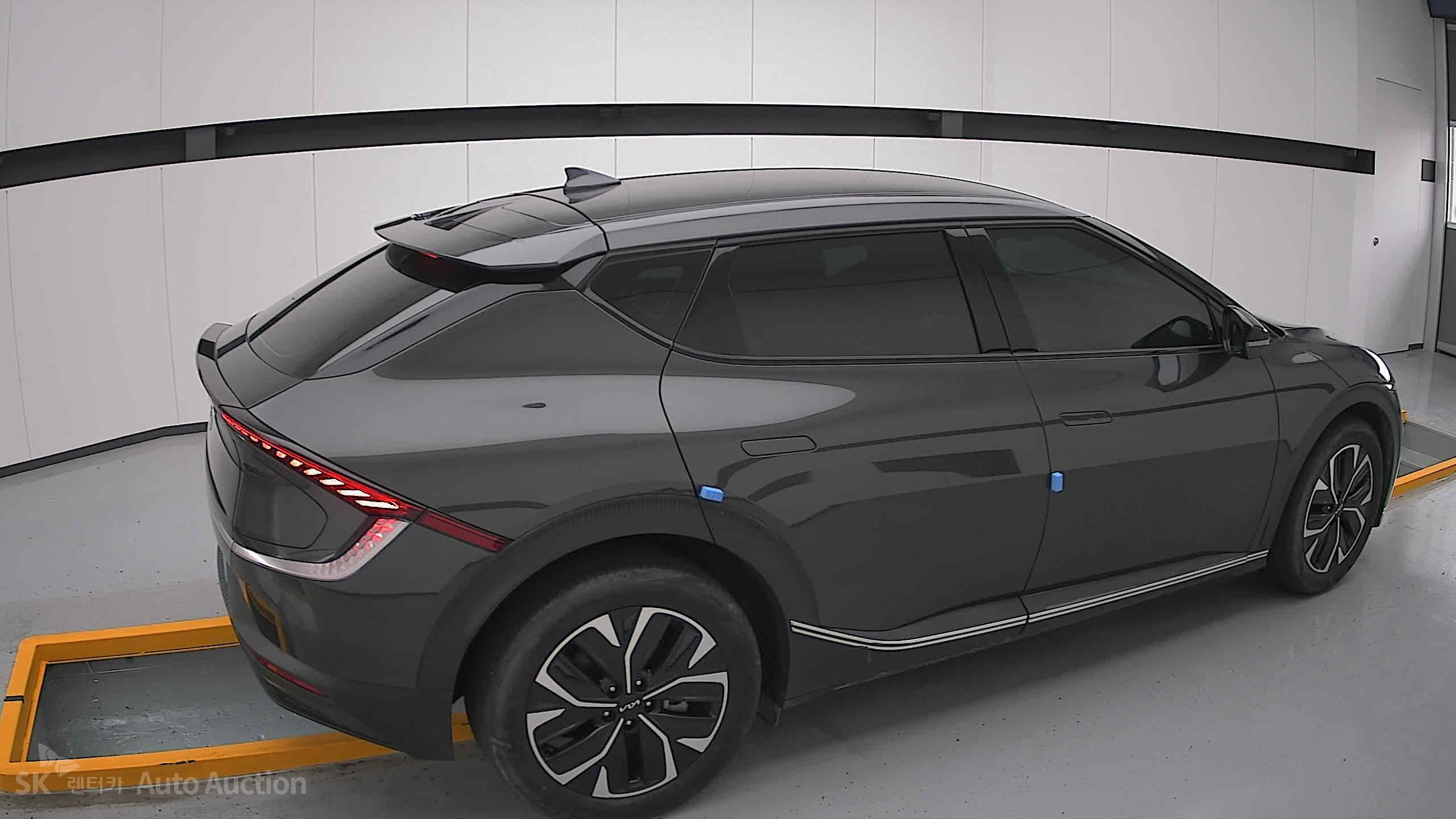 2022 - kia ev6