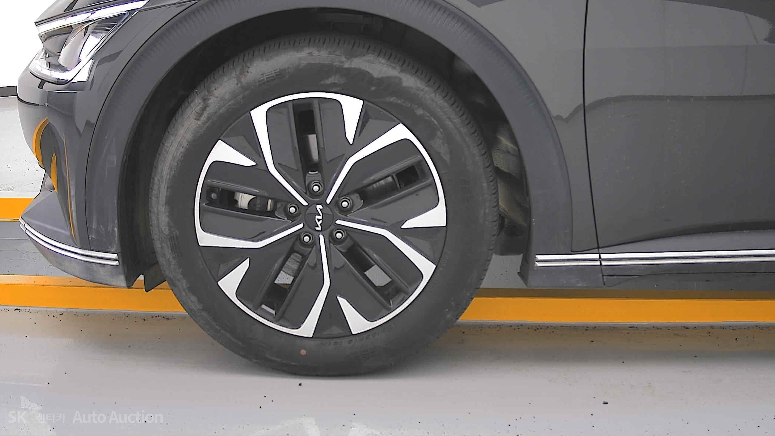 2022 - kia ev6
