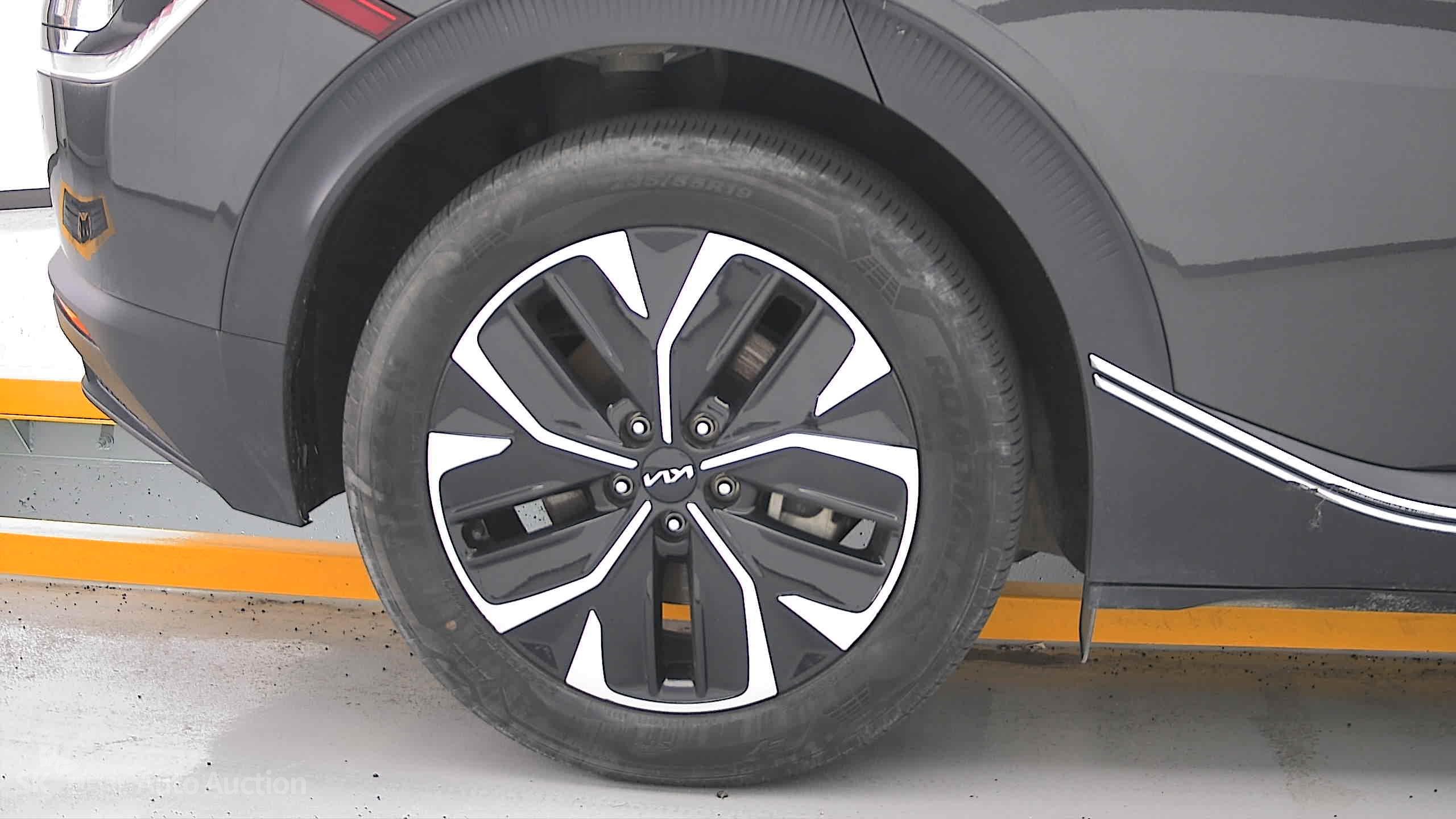2022 - kia ev6