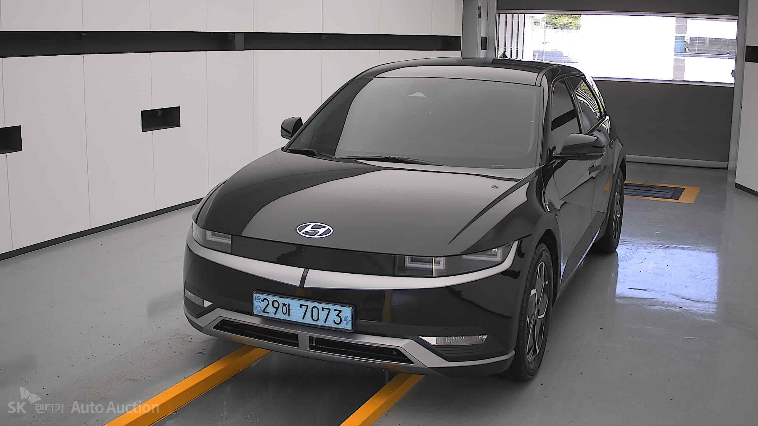 2022 - hyundai ioniq