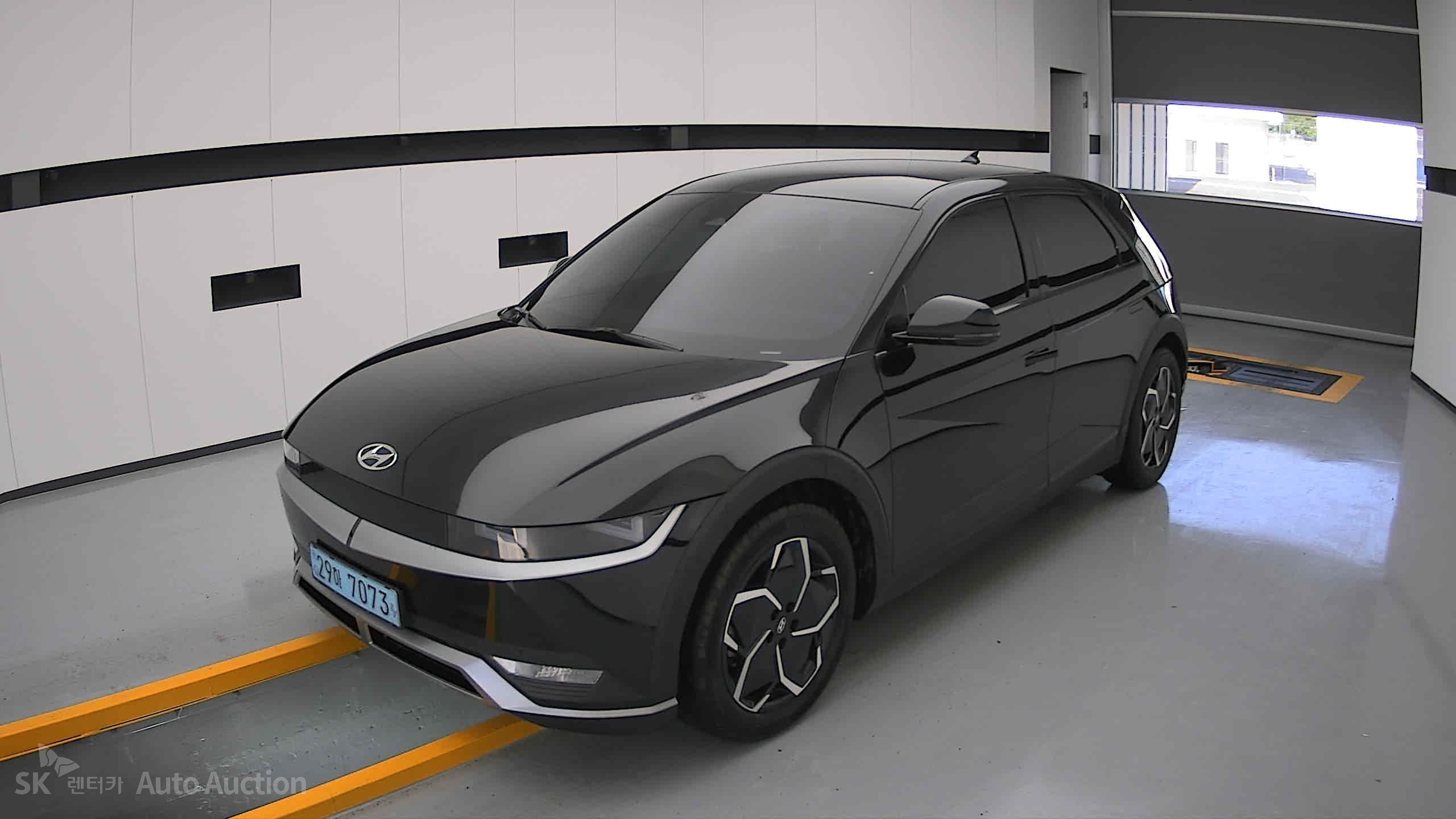2022 - hyundai ioniq