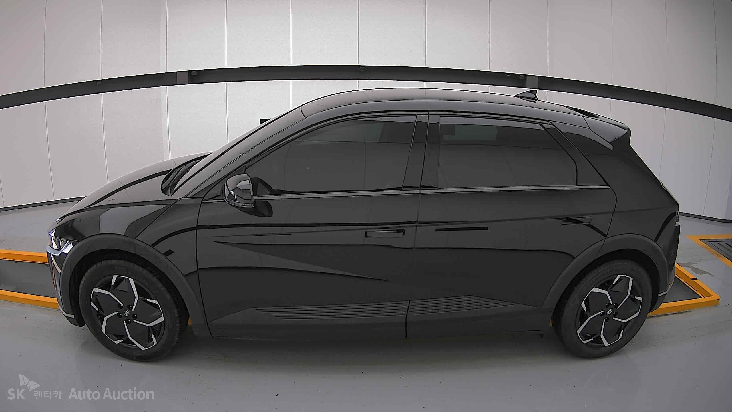 2022 - hyundai ioniq