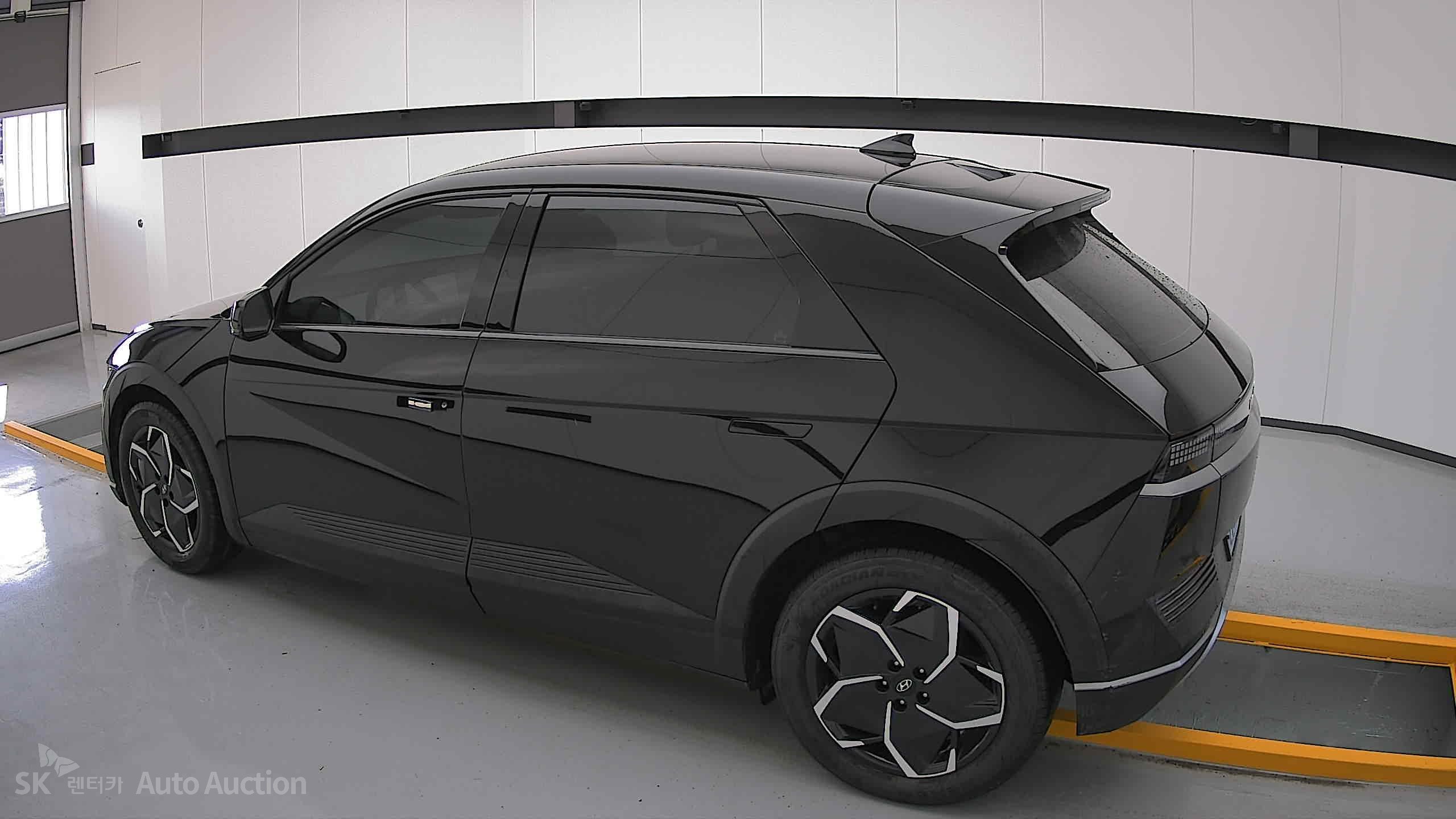 2022 - hyundai ioniq