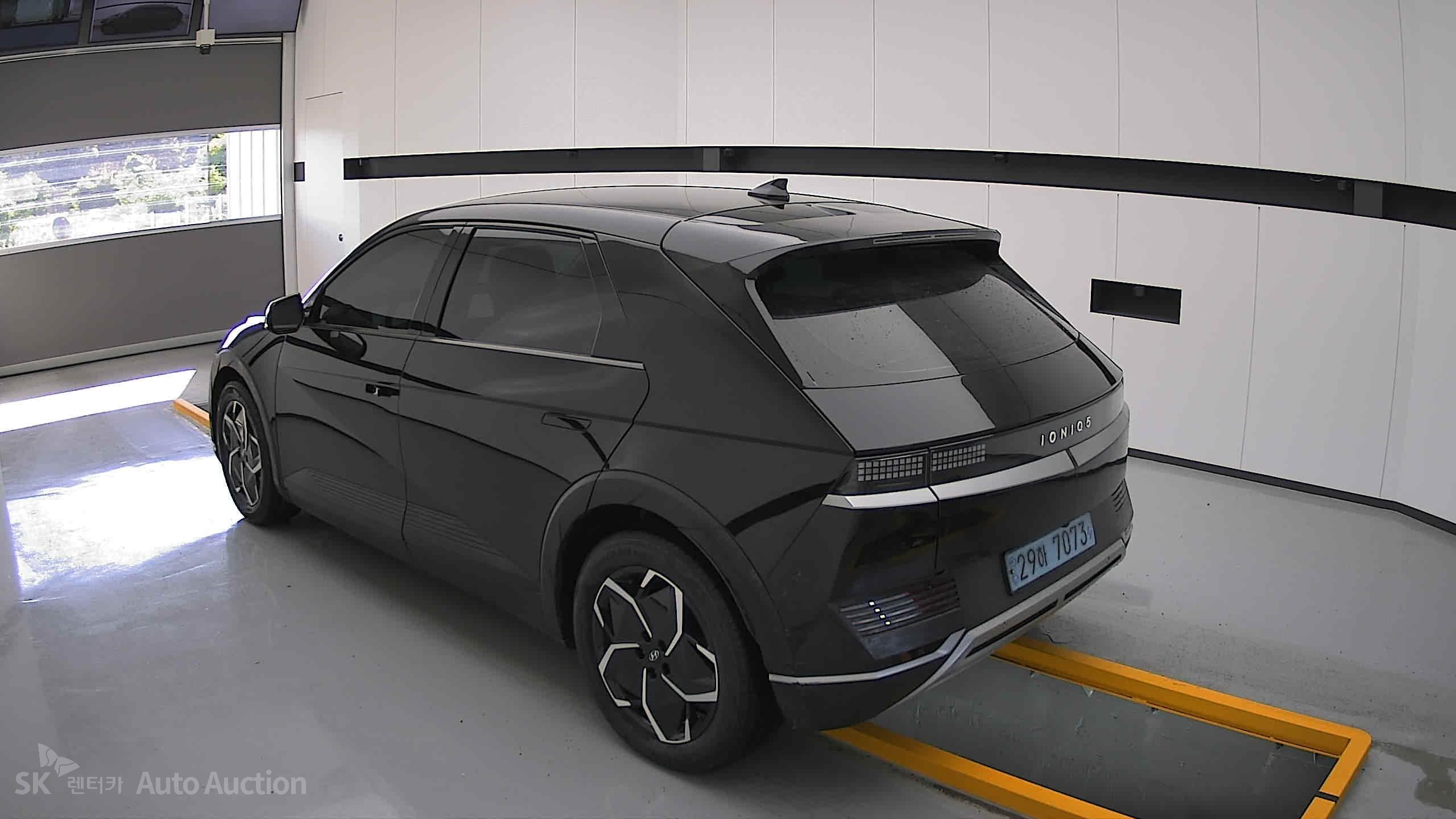2022 - hyundai ioniq