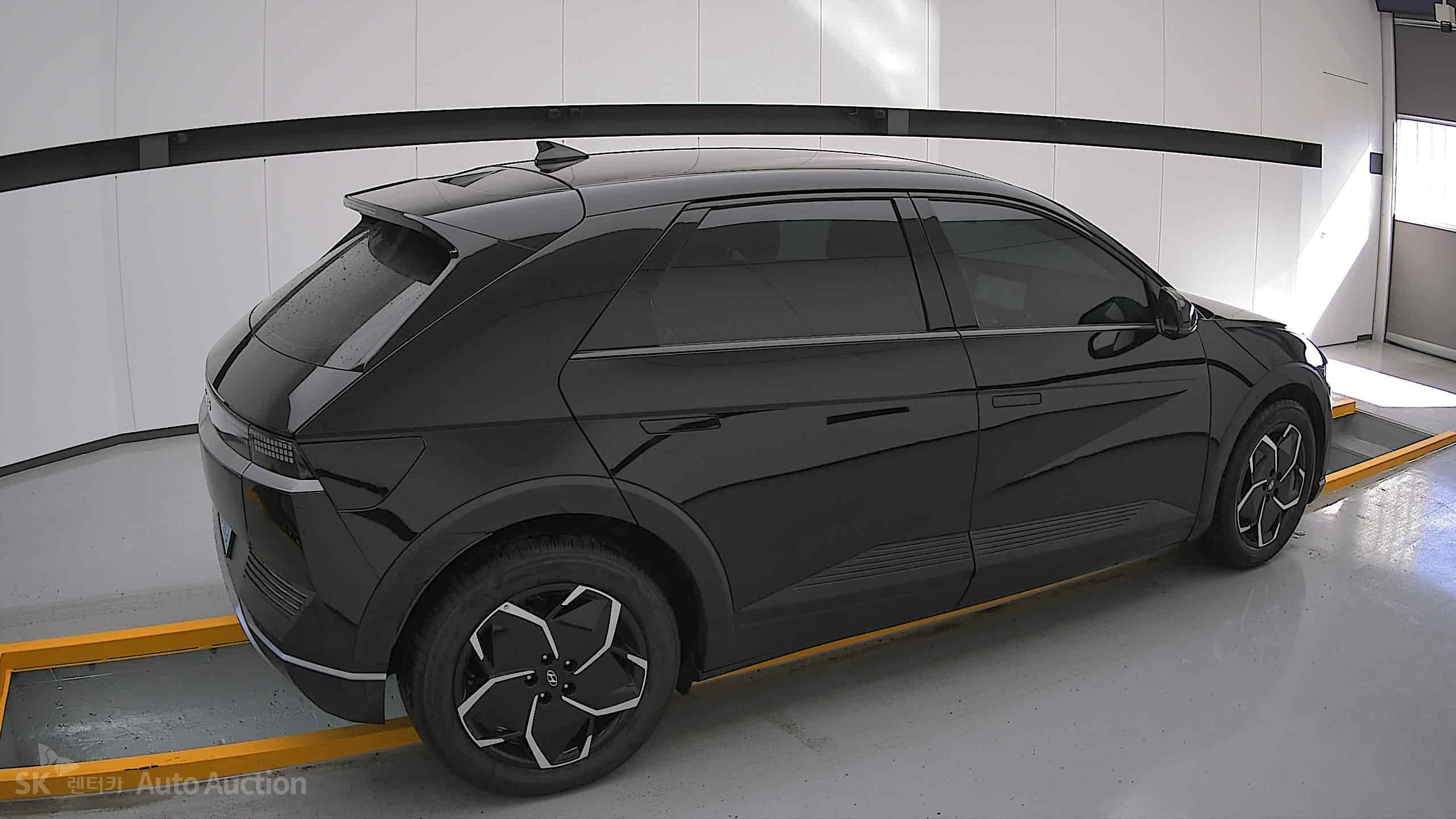 2022 - hyundai ioniq