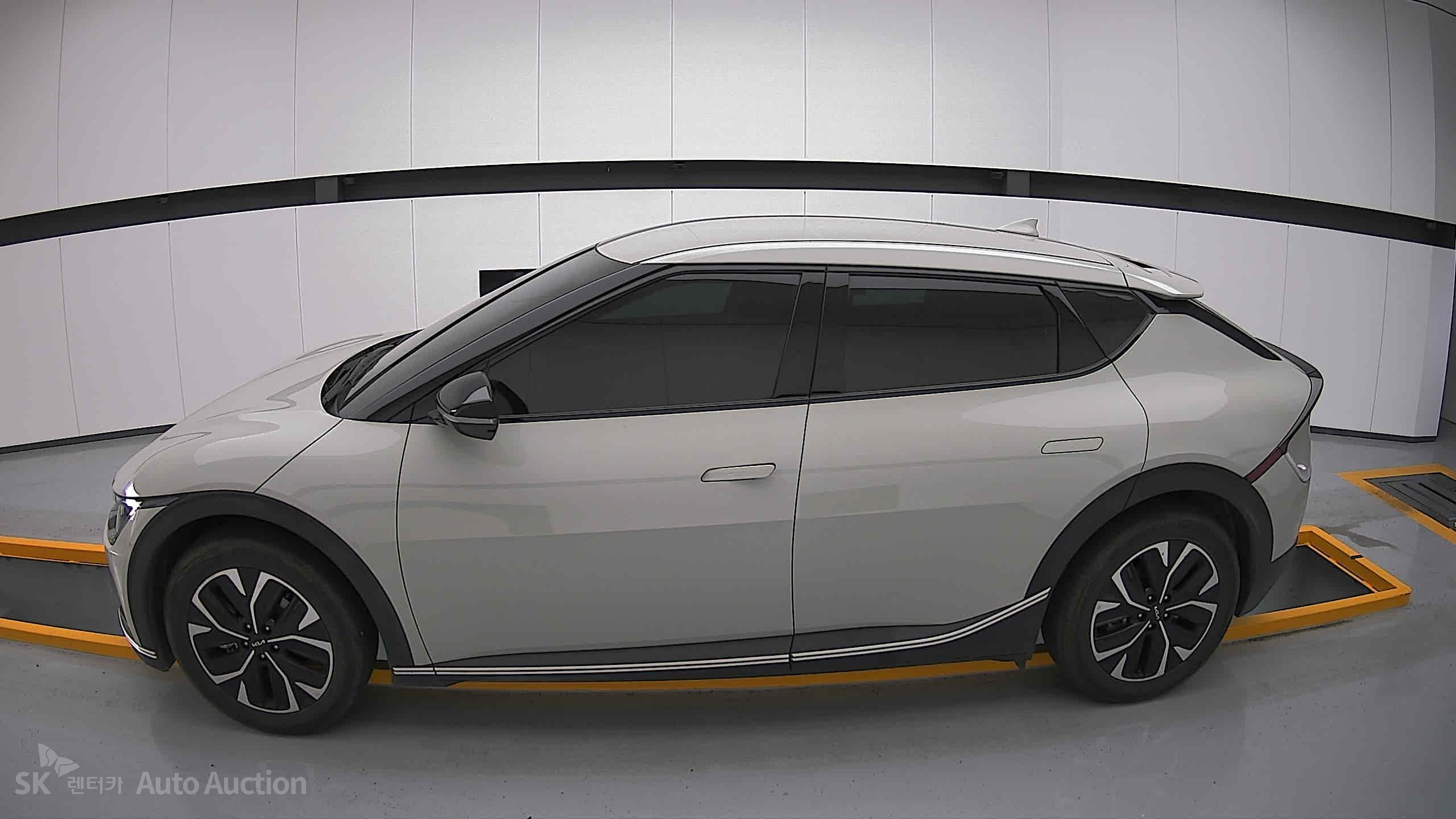 2022 - kia ev6
