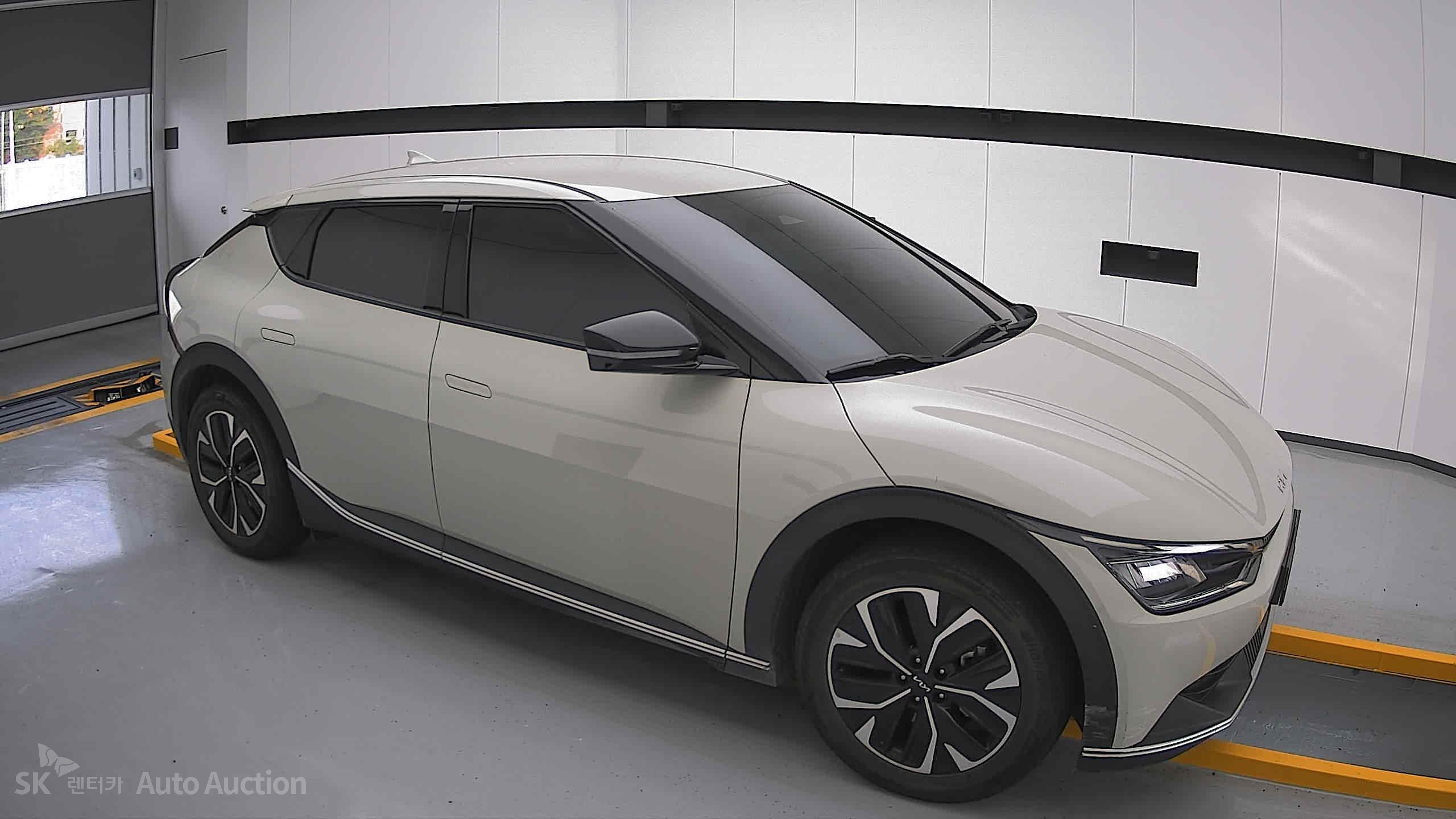 2022 - kia ev6