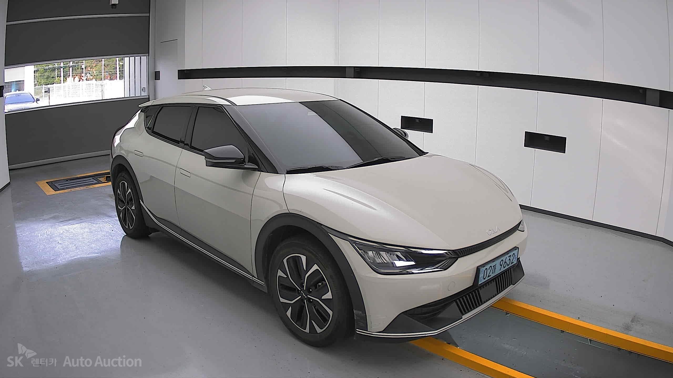 2022 - kia ev6