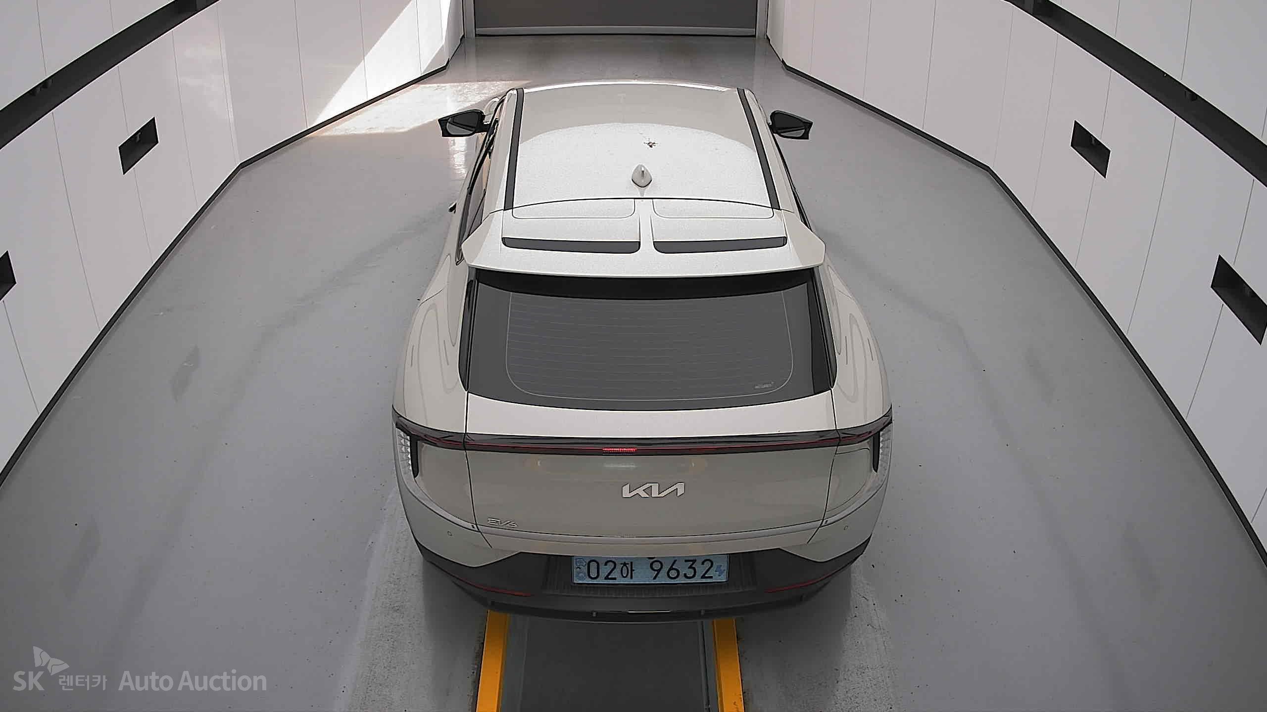 2022 - kia ev6