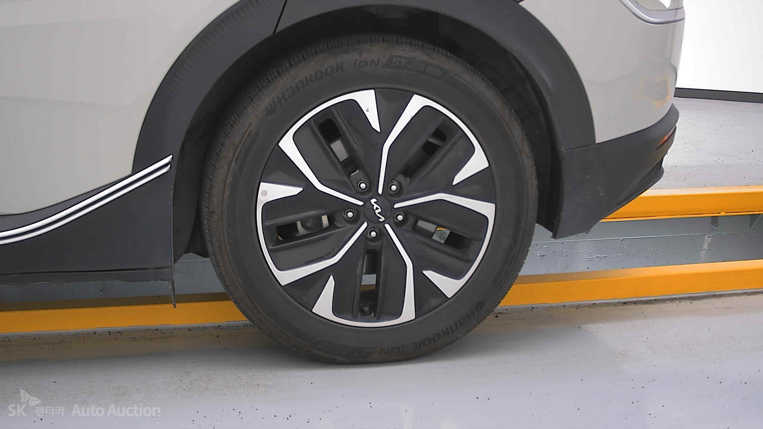2022 - kia ev6