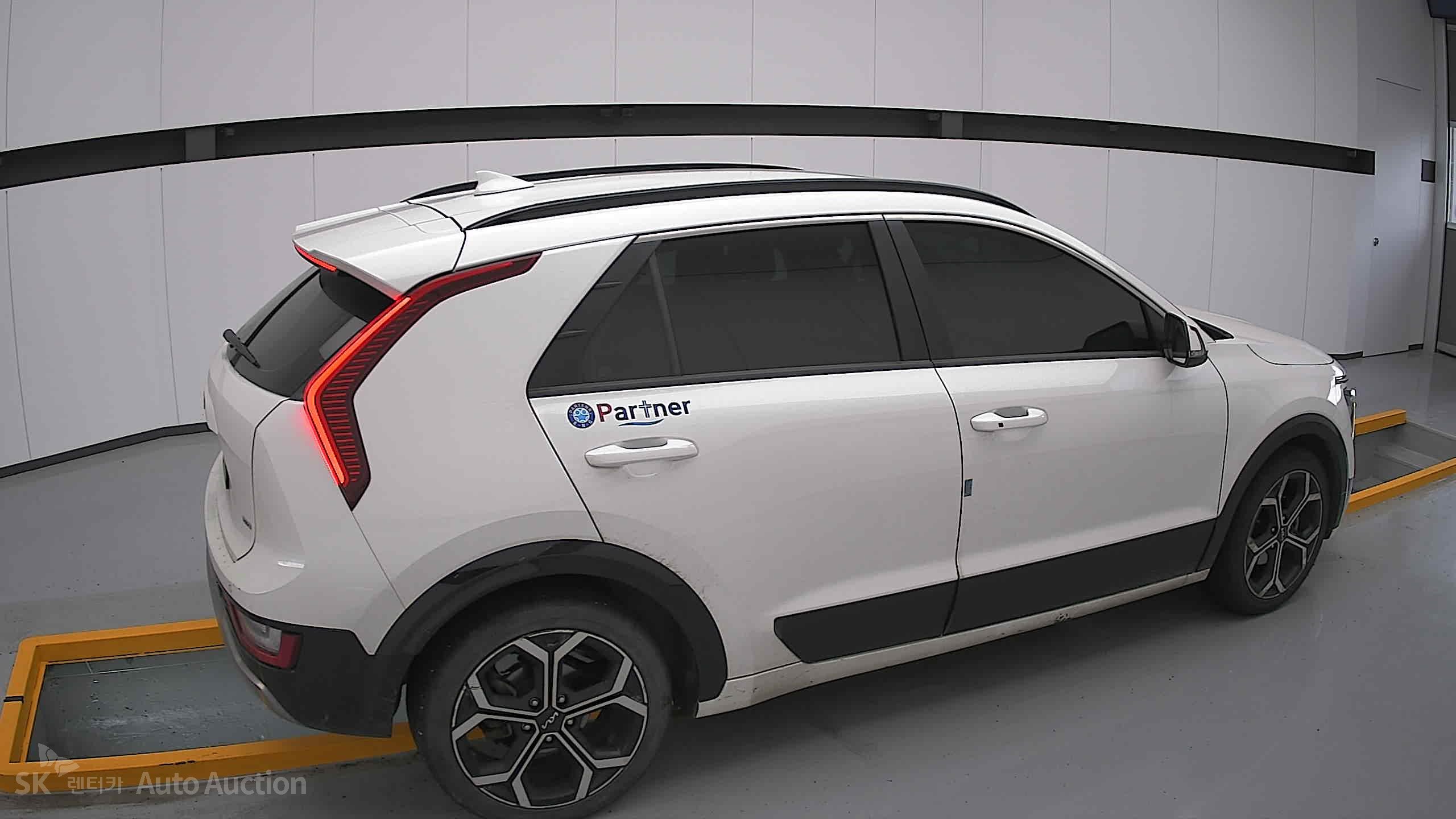 2022 - kia all-new niro